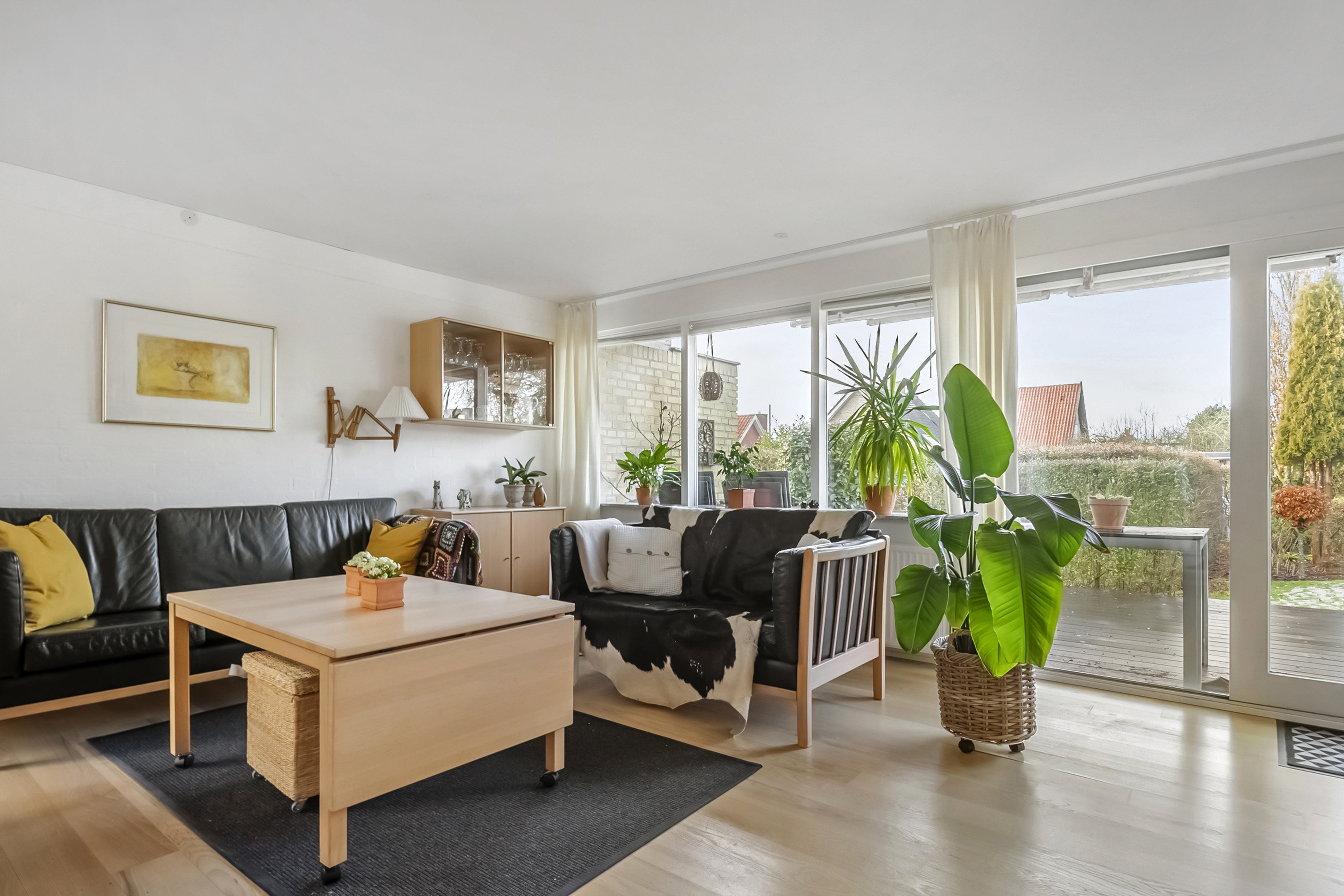 Fremhævet stue billede i fuldskærmstilstand. Billede af Laurvigsgade 3, Christiansbjerg, 8200 Aarhus N