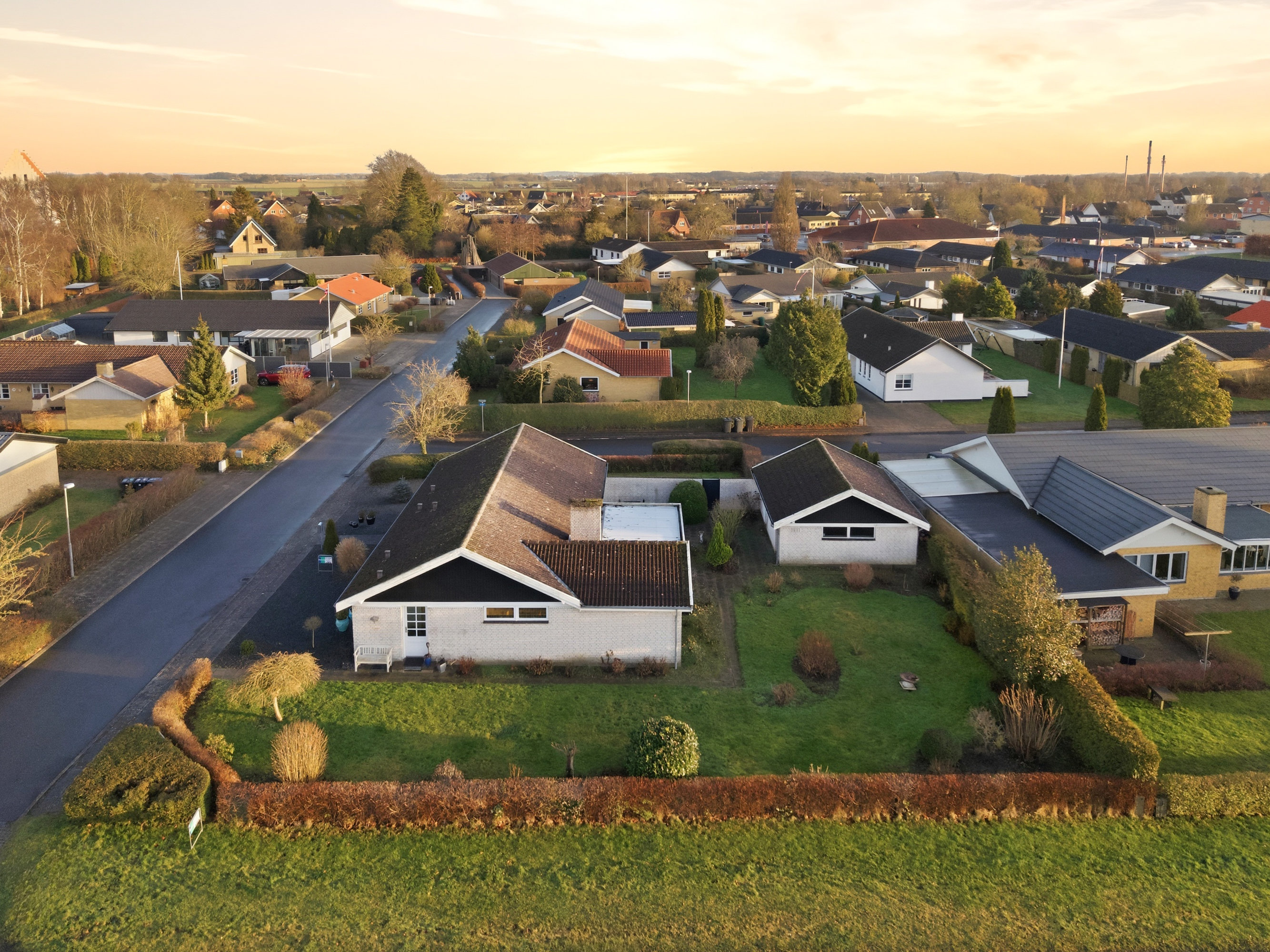 Fremhævet luftfoto billede i fuldskærmstilstand. Billede af Rugvangen 1, Otterup, 5450 Otterup