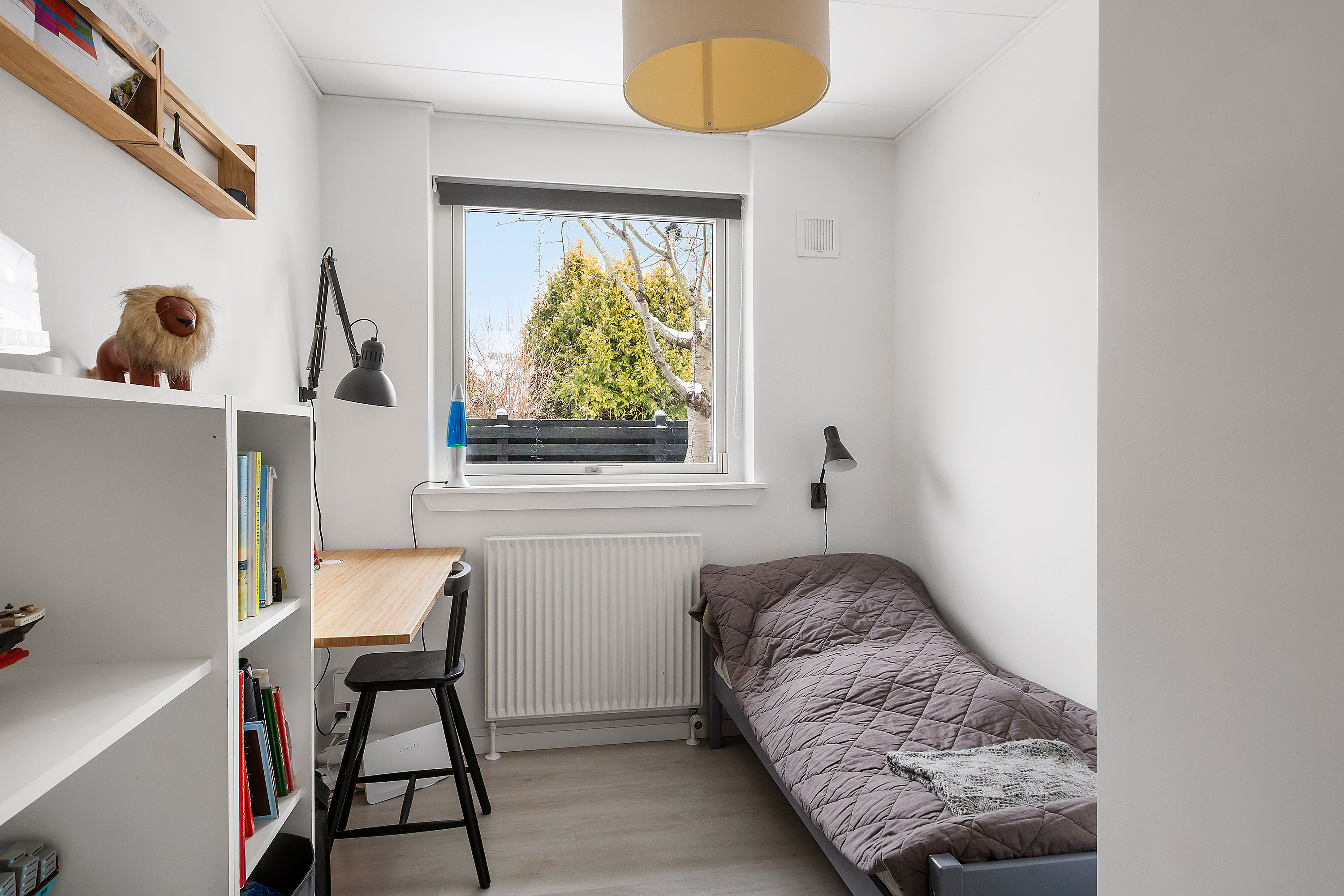 Fremhævet soveværelse billede i fuldskærmstilstand. Billede af Christianshusvej 117, 2970 Hørsholm