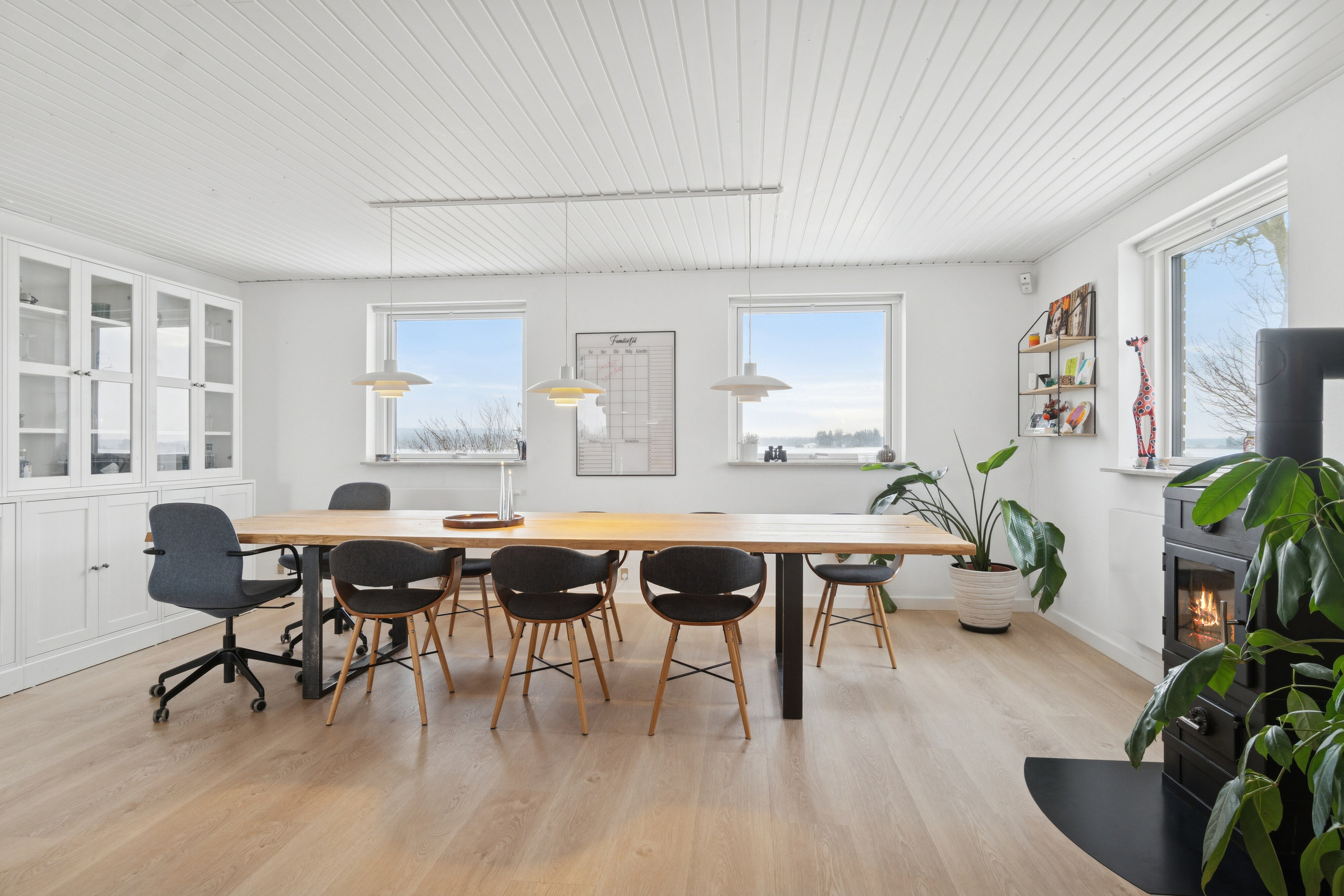 Fremhævet spisestue billede i fuldskærmstilstand. Billede af Kildeagervej 1, Skuderløse, 4690 Haslev