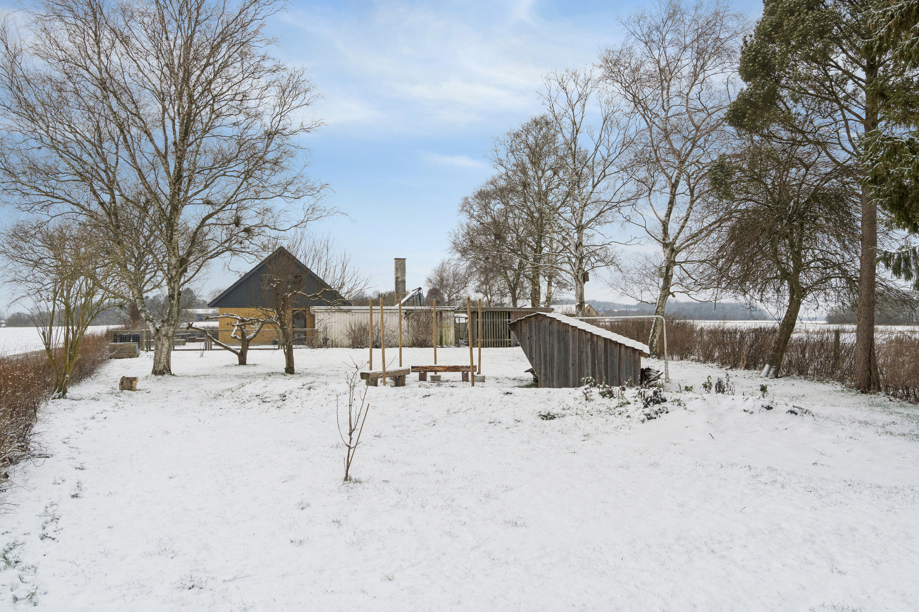 Fremhævet udendørs billede i fuldskærmstilstand. Billede af Kildeagervej 1, Skuderløse, 4690 Haslev