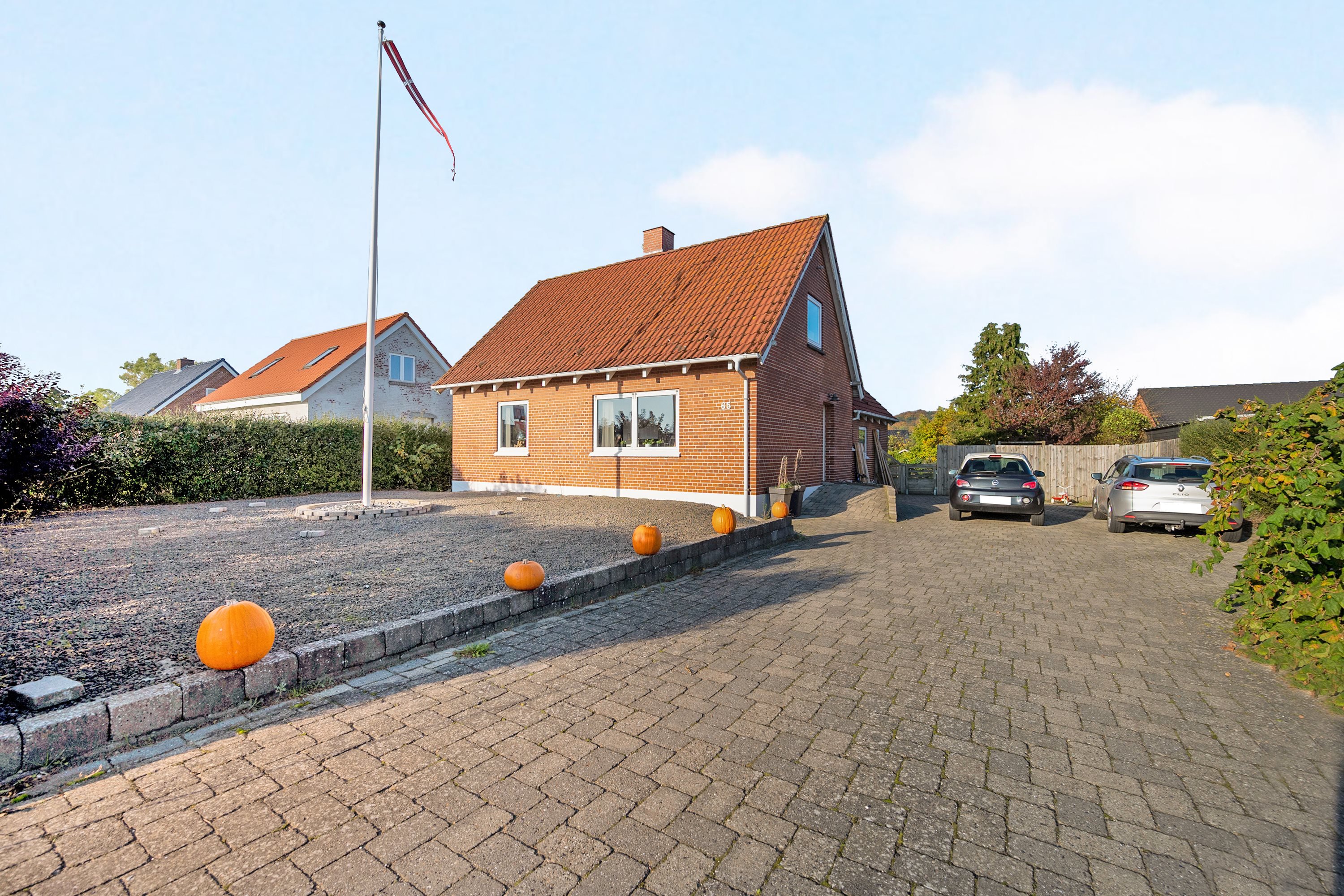 Fremhævet  billede i fuldskærmstilstand. Billede af Østergade 65, 8963 Auning