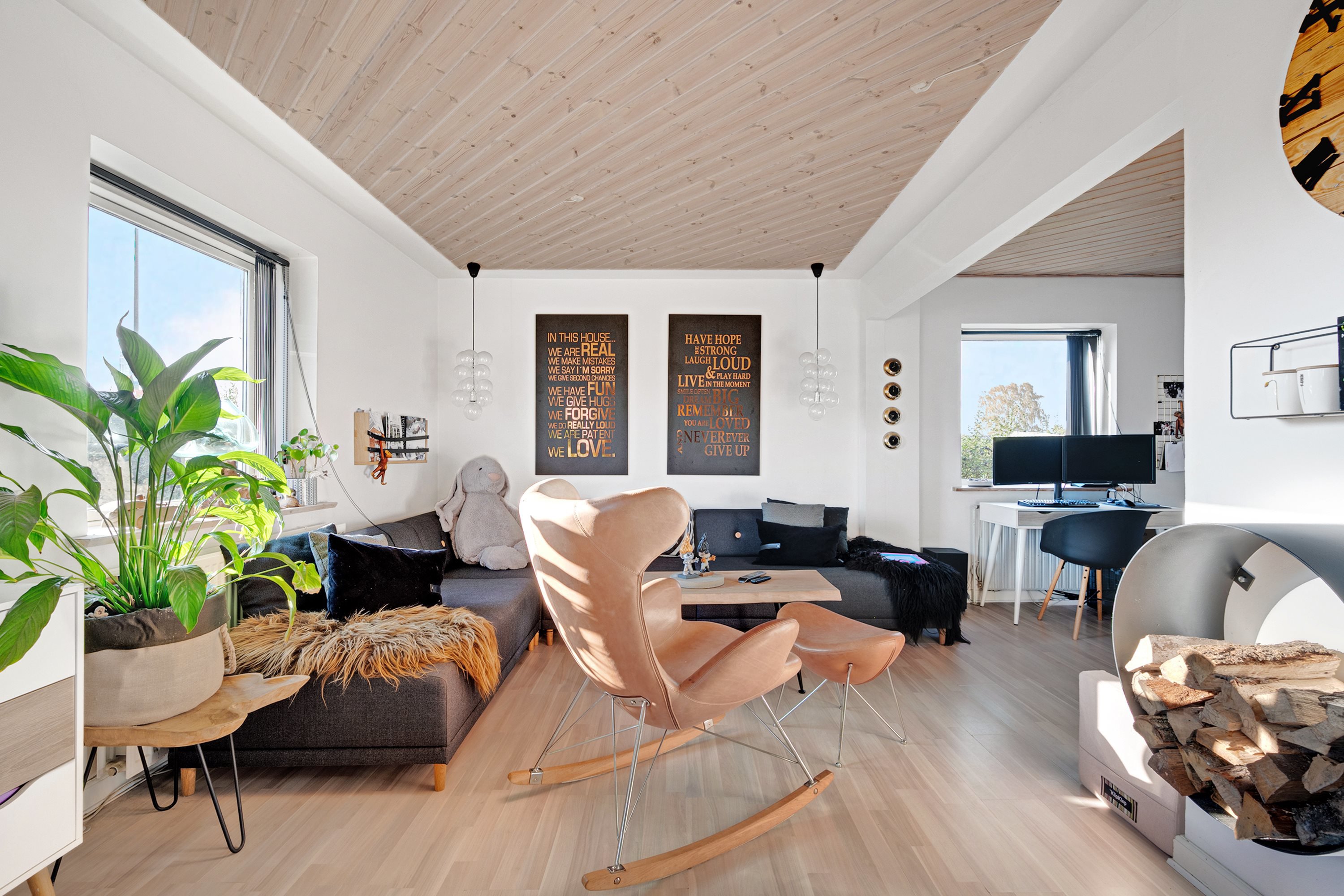 Fremhævet  billede i fuldskærmstilstand. Billede af Østergade 65, 8963 Auning