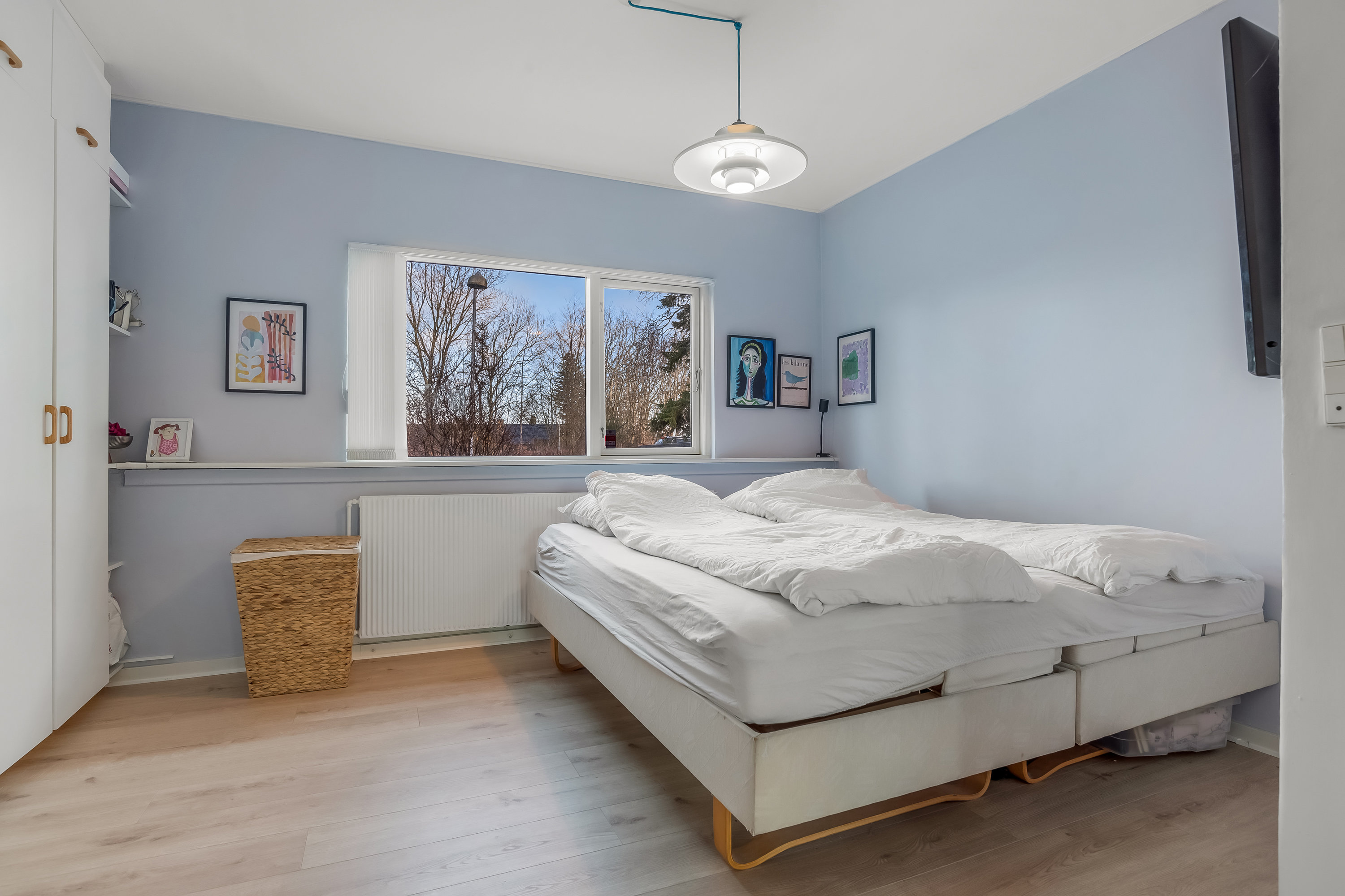 Fremhævet soveværelse billede i fuldskærmstilstand. Billede af Skoleparken 4, 7500 Holstebro