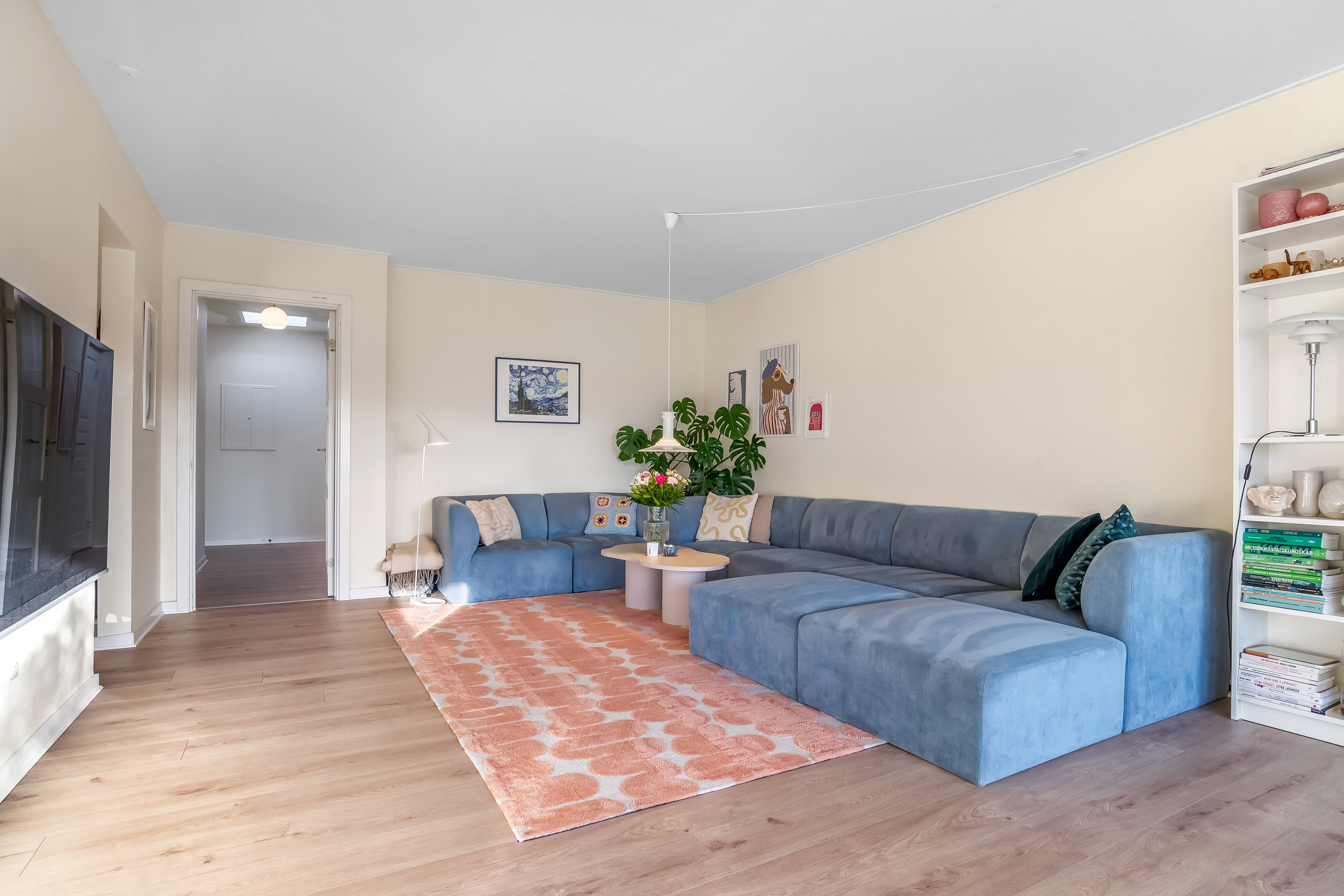 Fremhævet stue billede i fuldskærmstilstand. Billede af Skoleparken 4, 7500 Holstebro