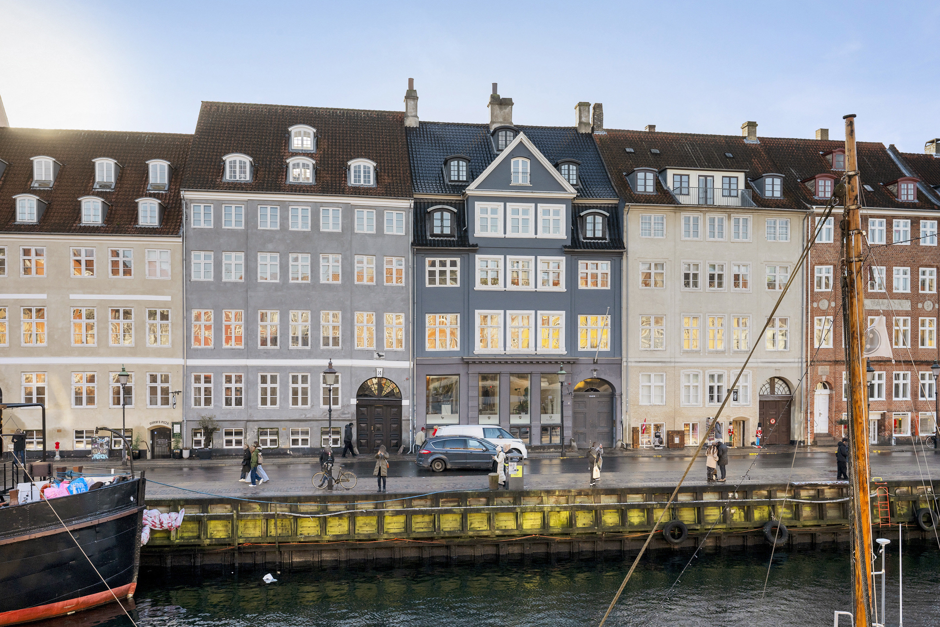 Fremhævet område billede i fuldskærmstilstand. Billede af Nyhavn 12, 3., 1051 København K