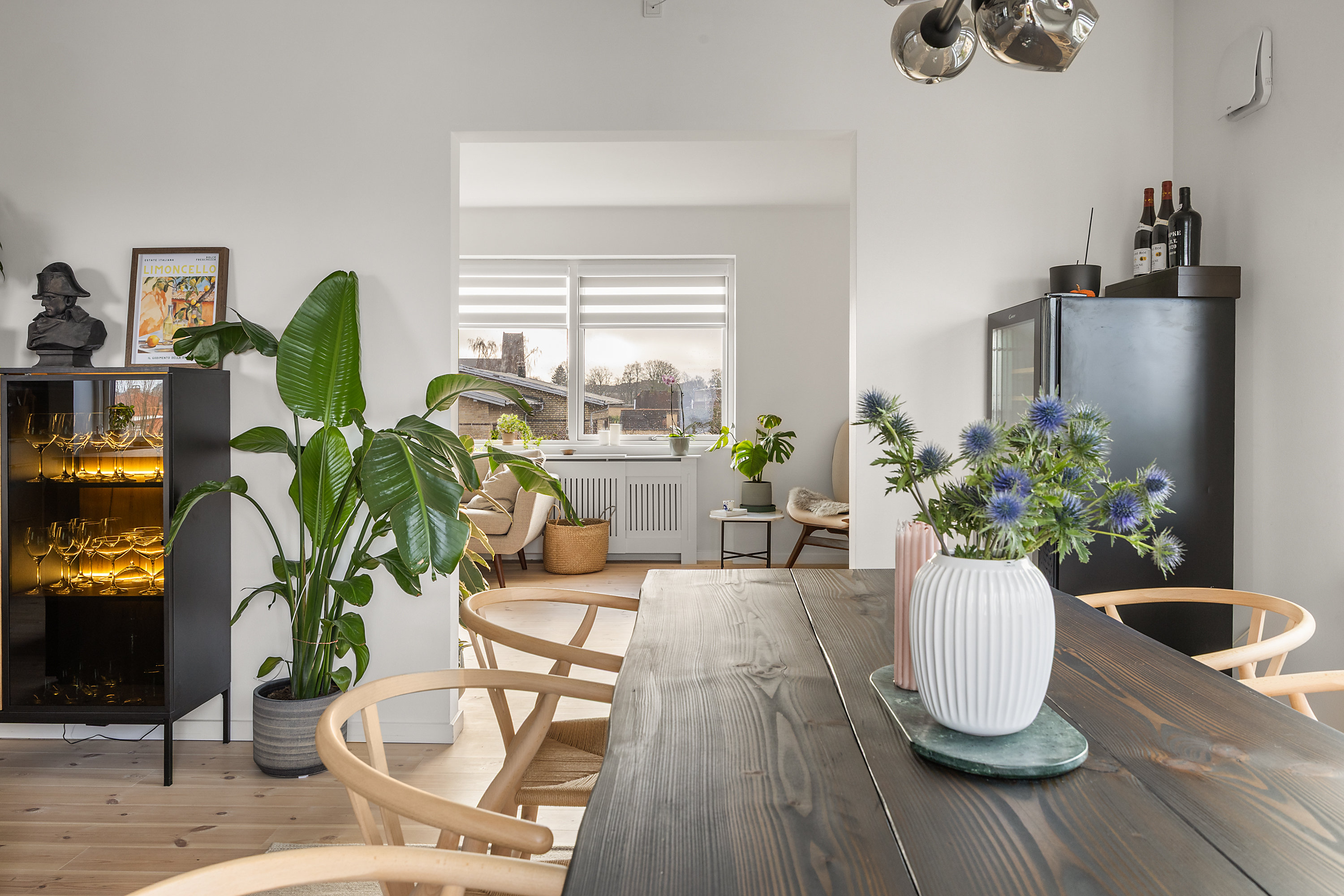 Fremhævet spisestue billede i fuldskærmstilstand. Billede af Emdrupvej 155, 2. tv., 2400 København NV