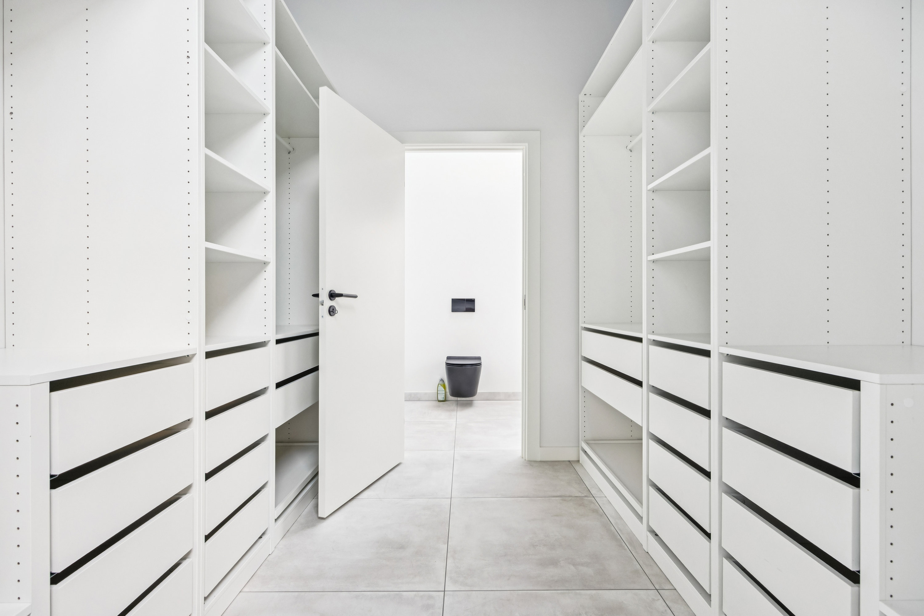 Fremhævet gang billede i fuldskærmstilstand. Billede af Holgersvej 5, 4600 Køge