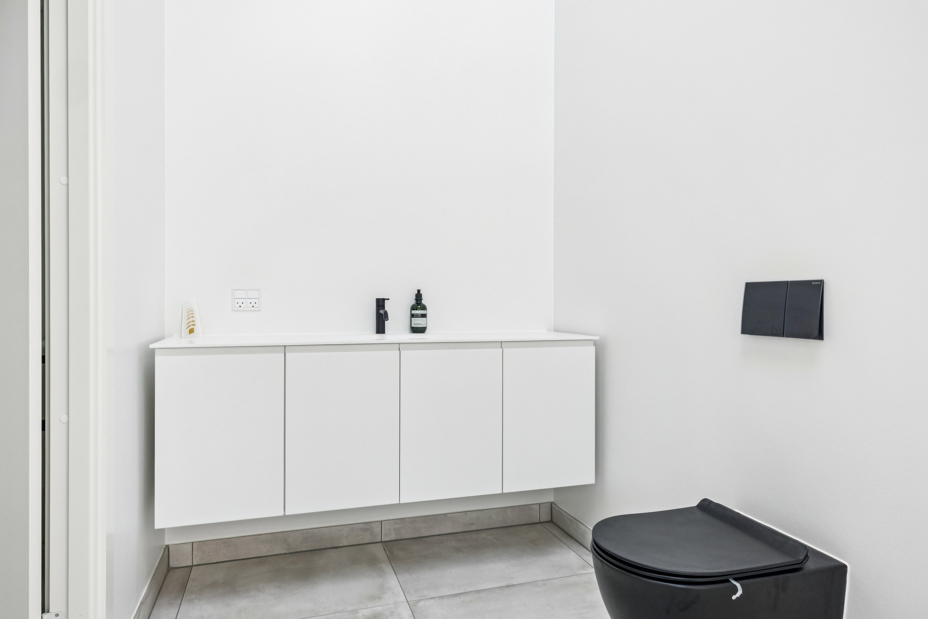 Fremhævet badeværelse billede i fuldskærmstilstand. Billede af Holgersvej 5, 4600 Køge