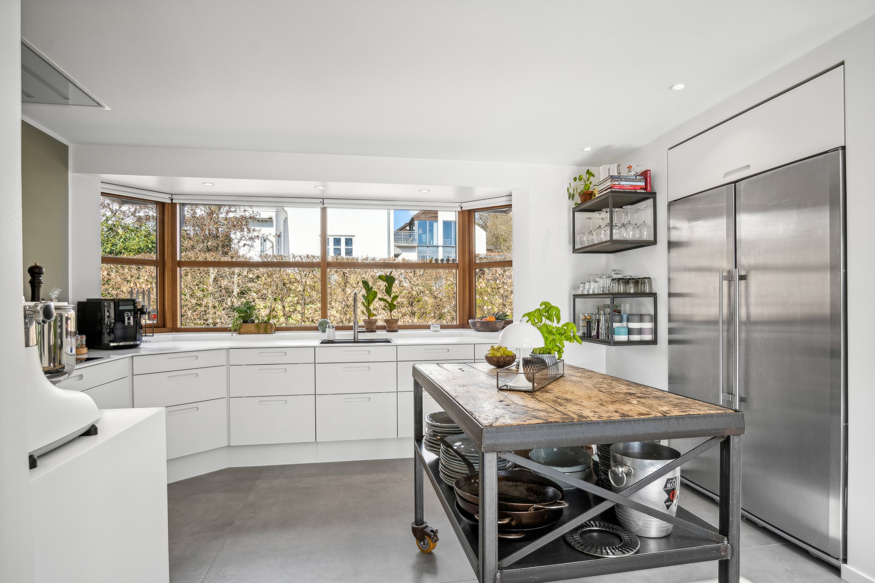 Fremhævet køkken billede i fuldskærmstilstand. Billede af Skåde Søpark 17, Skåde, 8270 Højbjerg