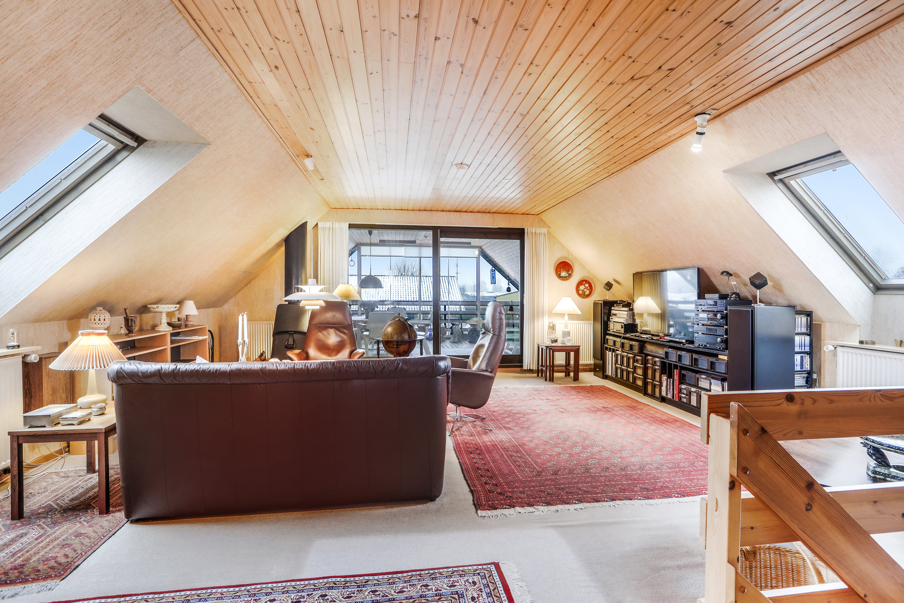 Fremhævet stue billede i fuldskærmstilstand. Billede af Kirkebyvej 17, 2740 Skovlunde