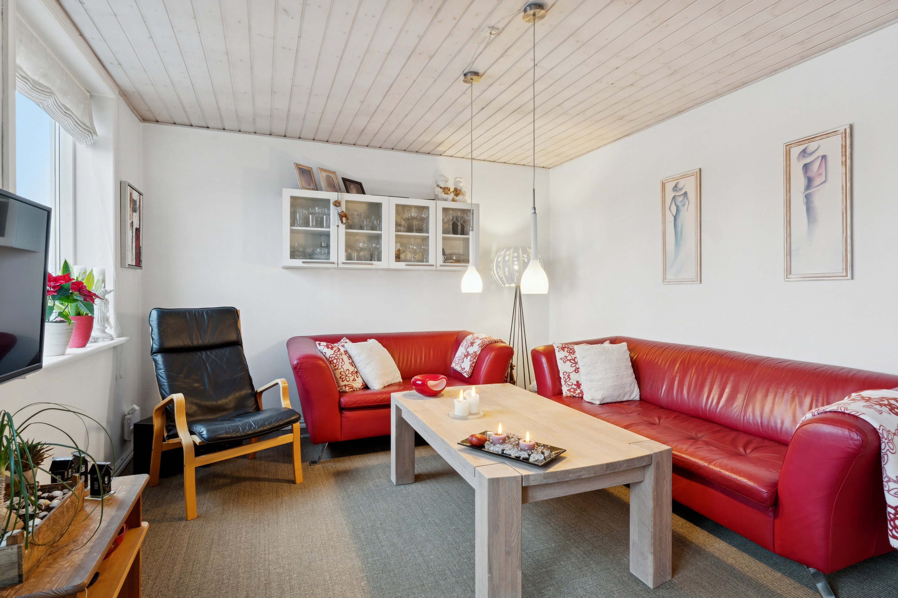 Fremhævet stue billede i fuldskærmstilstand. Billede af Prinsensgade 2, 3. tv., 9800 Hjørring