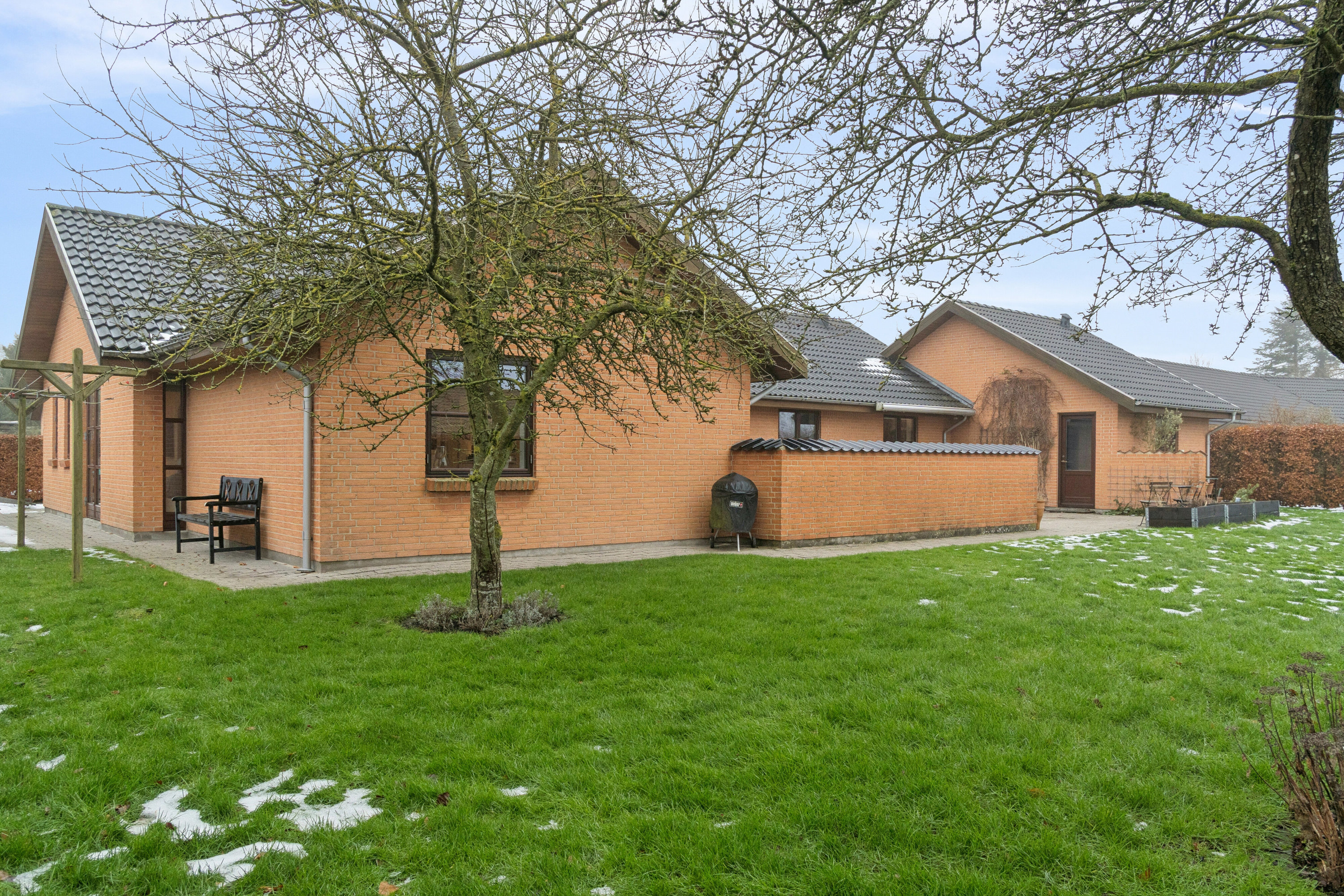 Fremhævet ejendommen billede i fuldskærmstilstand. Billede af Østerbyvej 13, 8310 Tranbjerg J