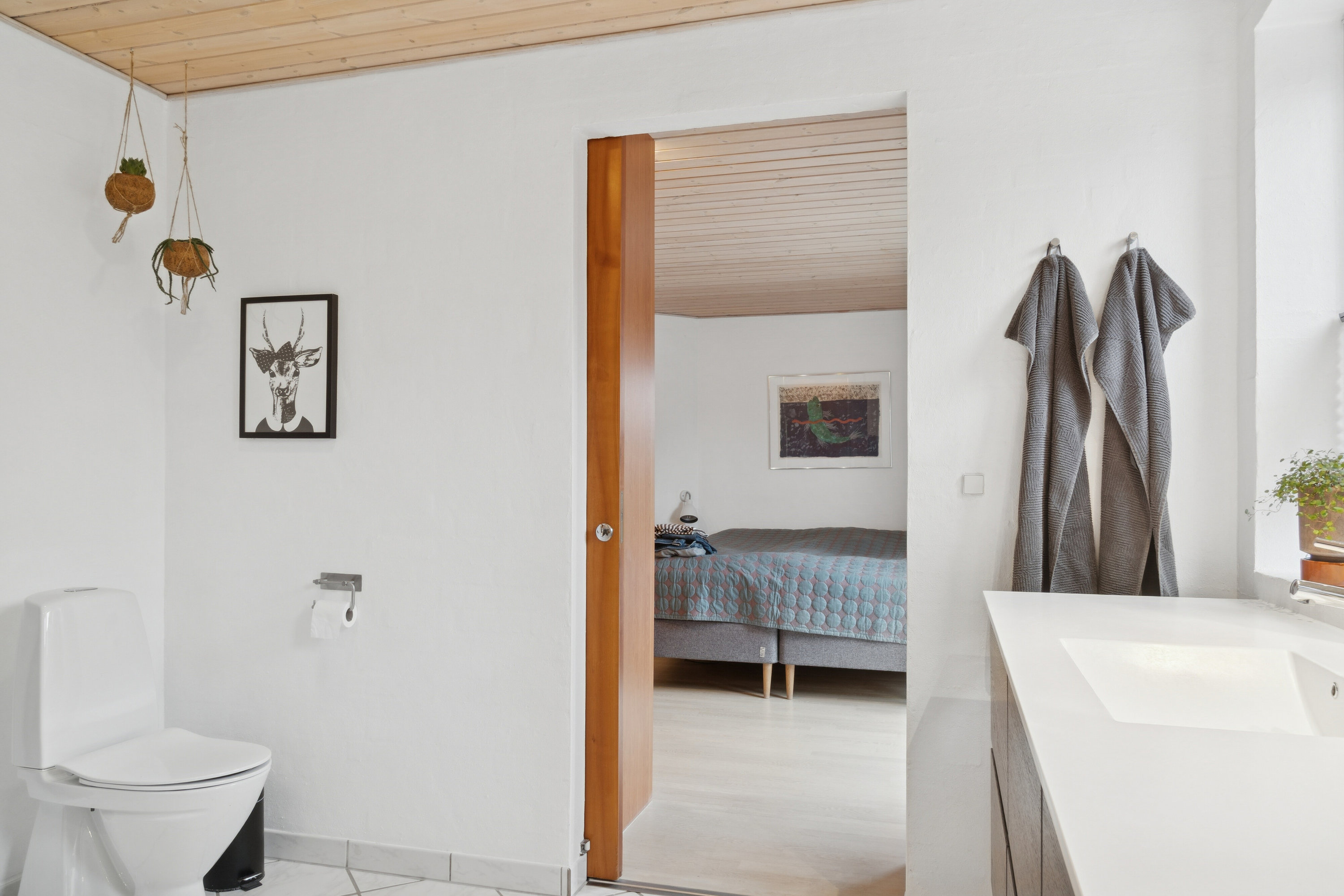 Fremhævet badeværelse billede i fuldskærmstilstand. Billede af Østerbyvej 13, 8310 Tranbjerg J