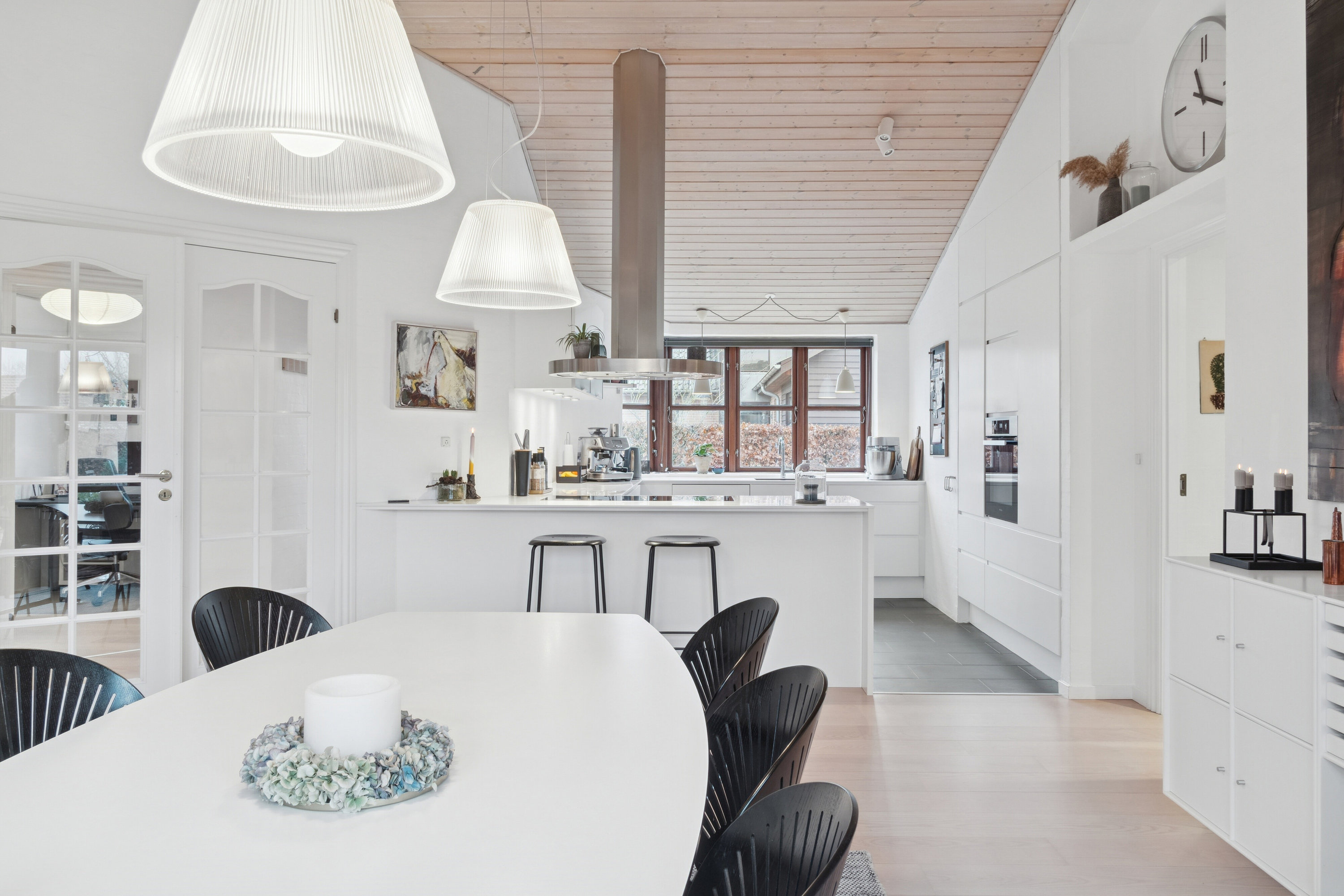 Fremhævet køkken/alrum billede i fuldskærmstilstand. Billede af Østerbyvej 13, 8310 Tranbjerg J