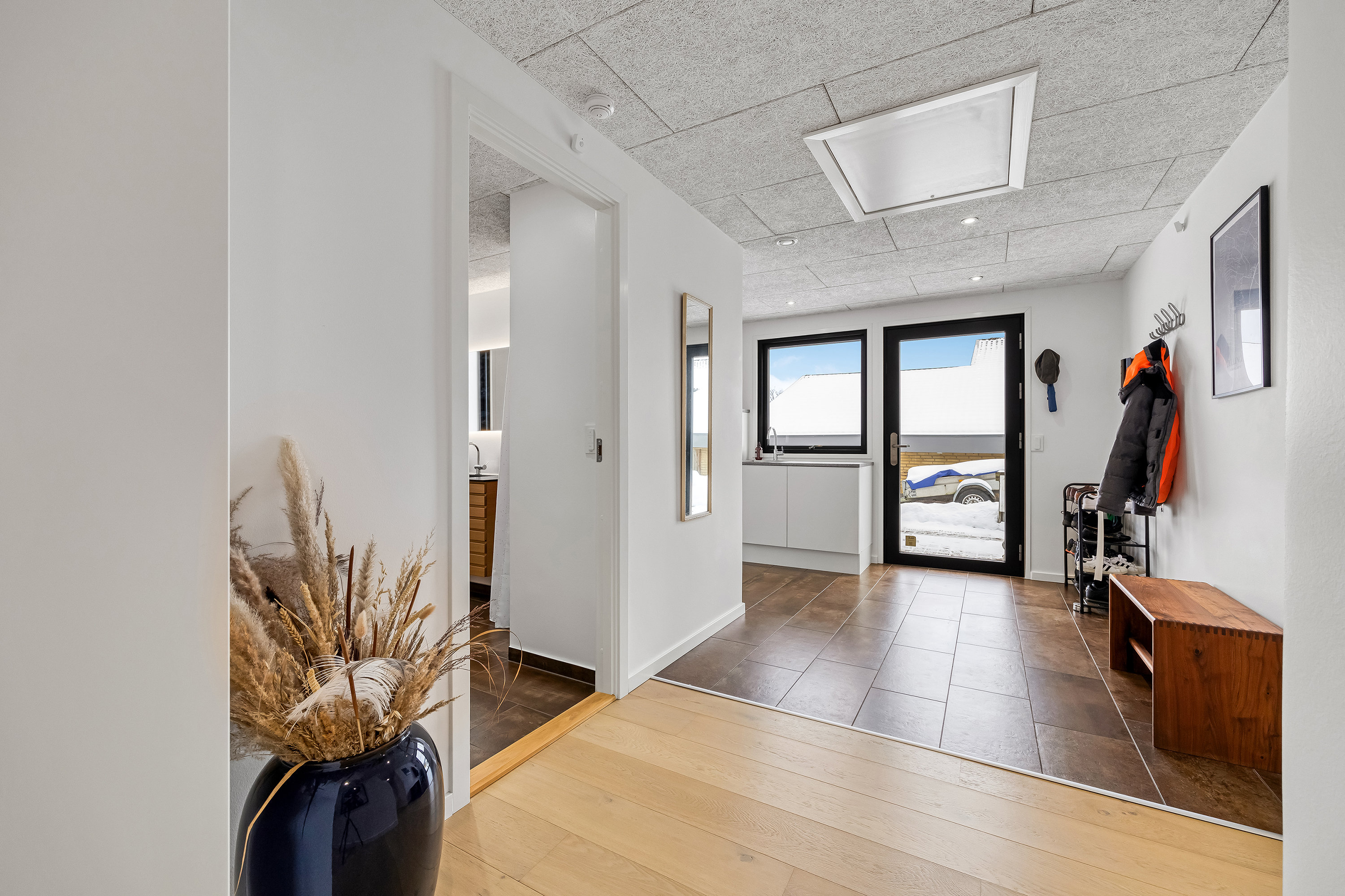 Fremhævet entré billede i fuldskærmstilstand. Billede af Kajakvej 40, 4040 Jyllinge