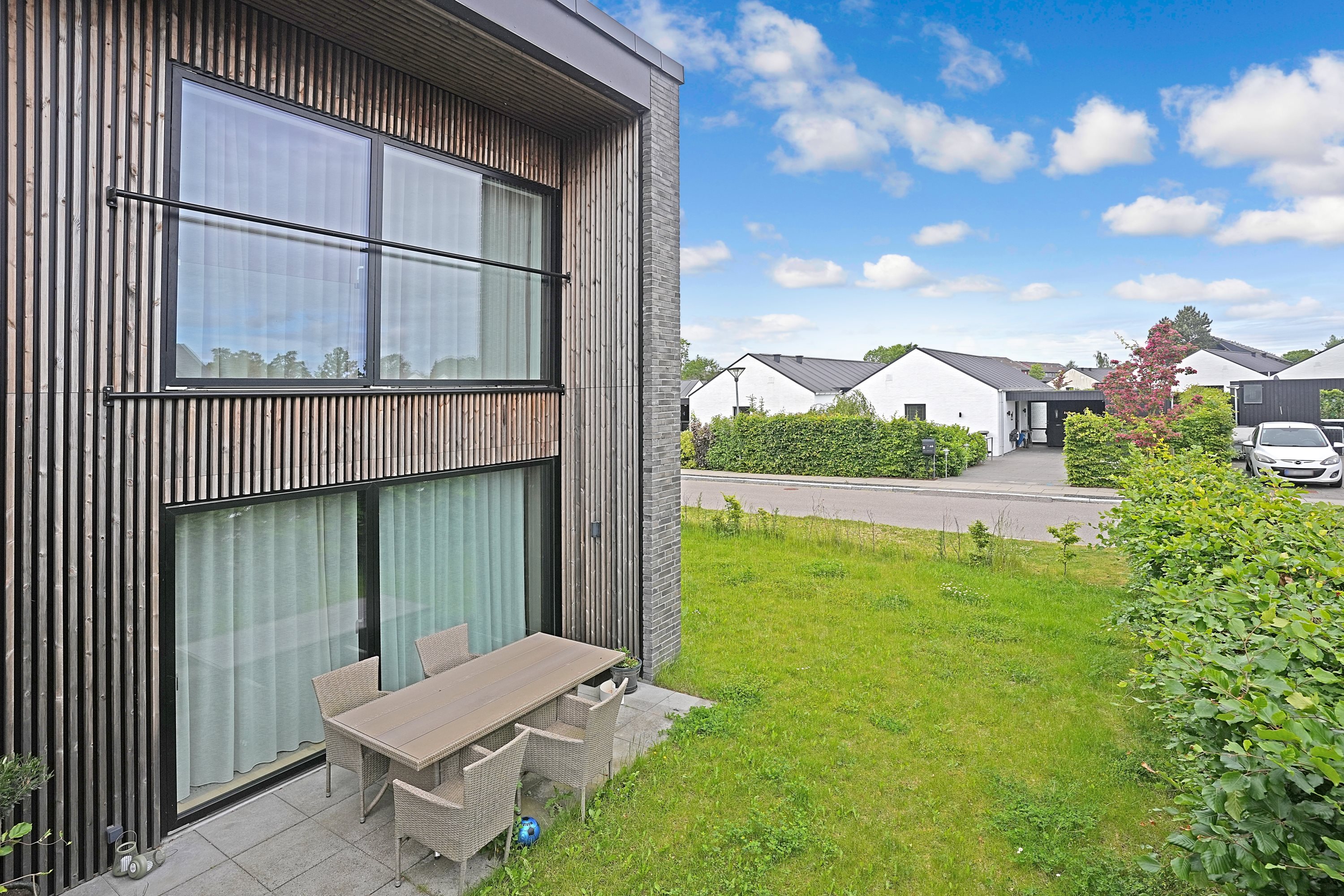 Fremhævet terrasse billede i fuldskærmstilstand. Billede af Syrenhaven 60, Havdrup, 4622 Havdrup