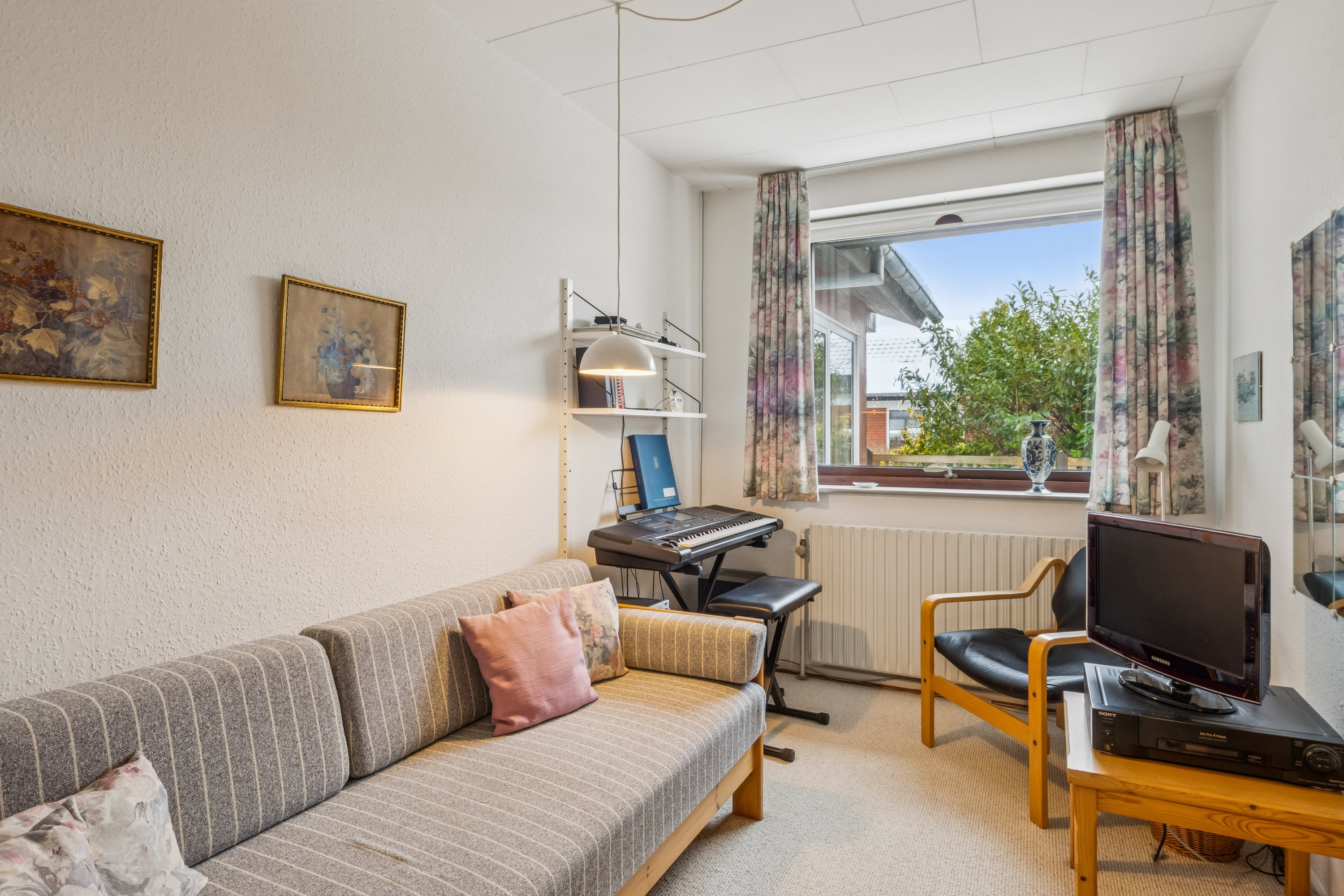 Fremhævet stue billede i fuldskærmstilstand. Billede af Kærmindevej 14, 7800 Skive