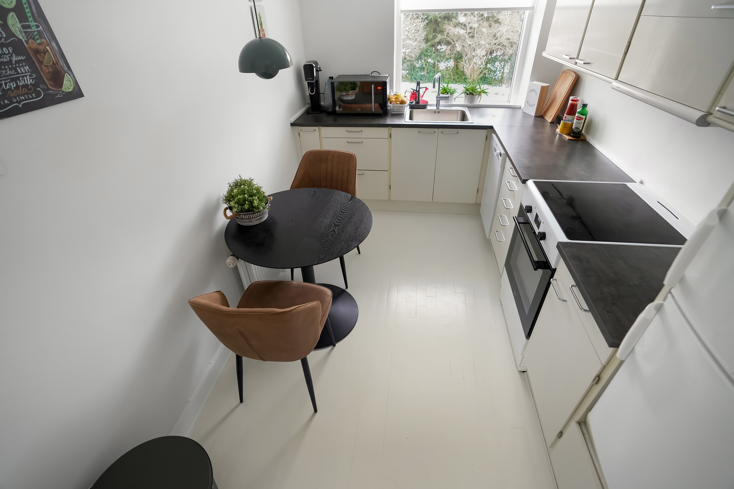 Fremhævet køkken billede i fuldskærmstilstand. Billede af Aarestrupsvej 29, st.. tv., 5230 Odense M