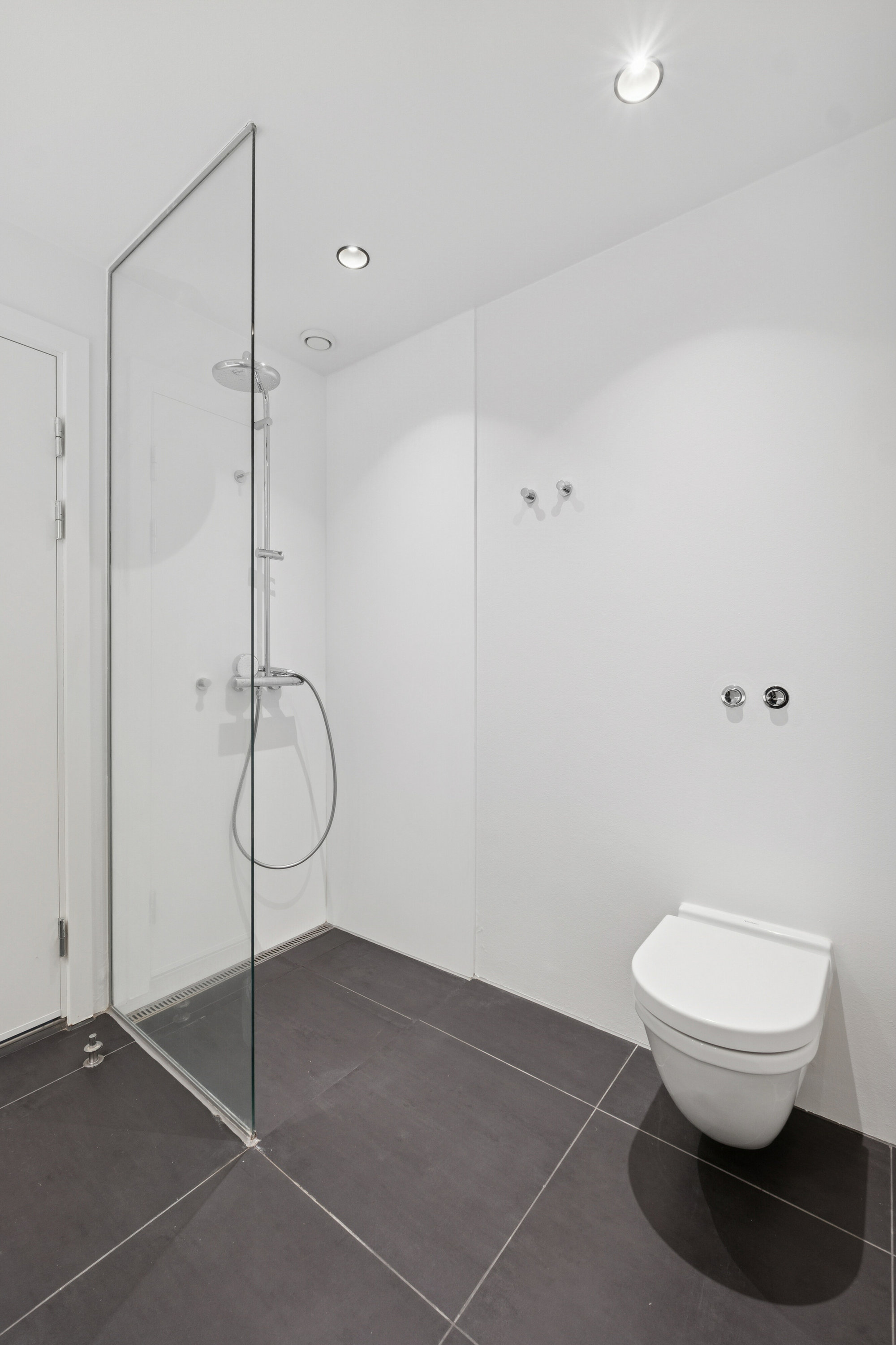 Fremhævet badeværelse billede i fuldskærmstilstand. Billede af Drechselsgade 8B, 3. tv., 2300 København S