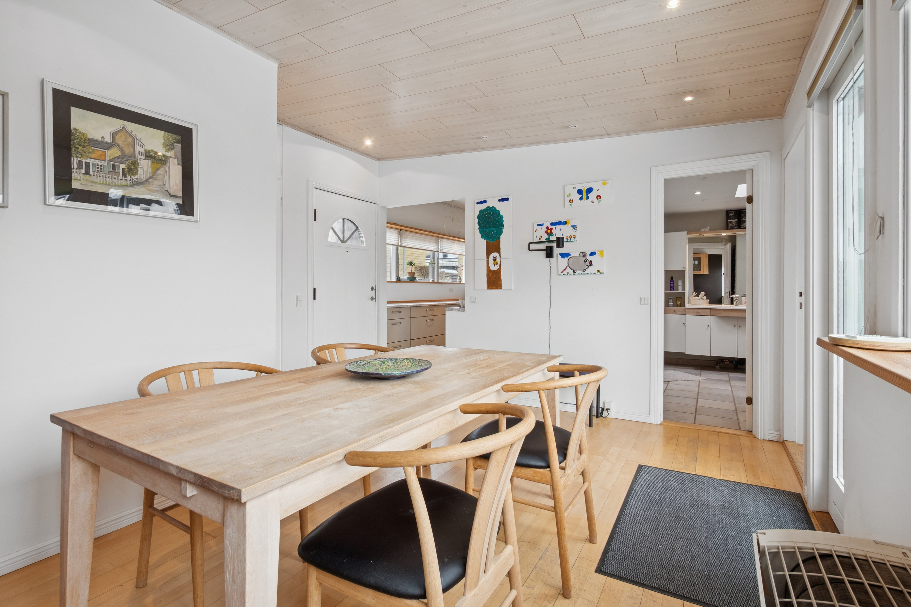 Fremhævet stue billede i fuldskærmstilstand. Billede af Kolleruplund 46, 2665 Vallensbæk Strand