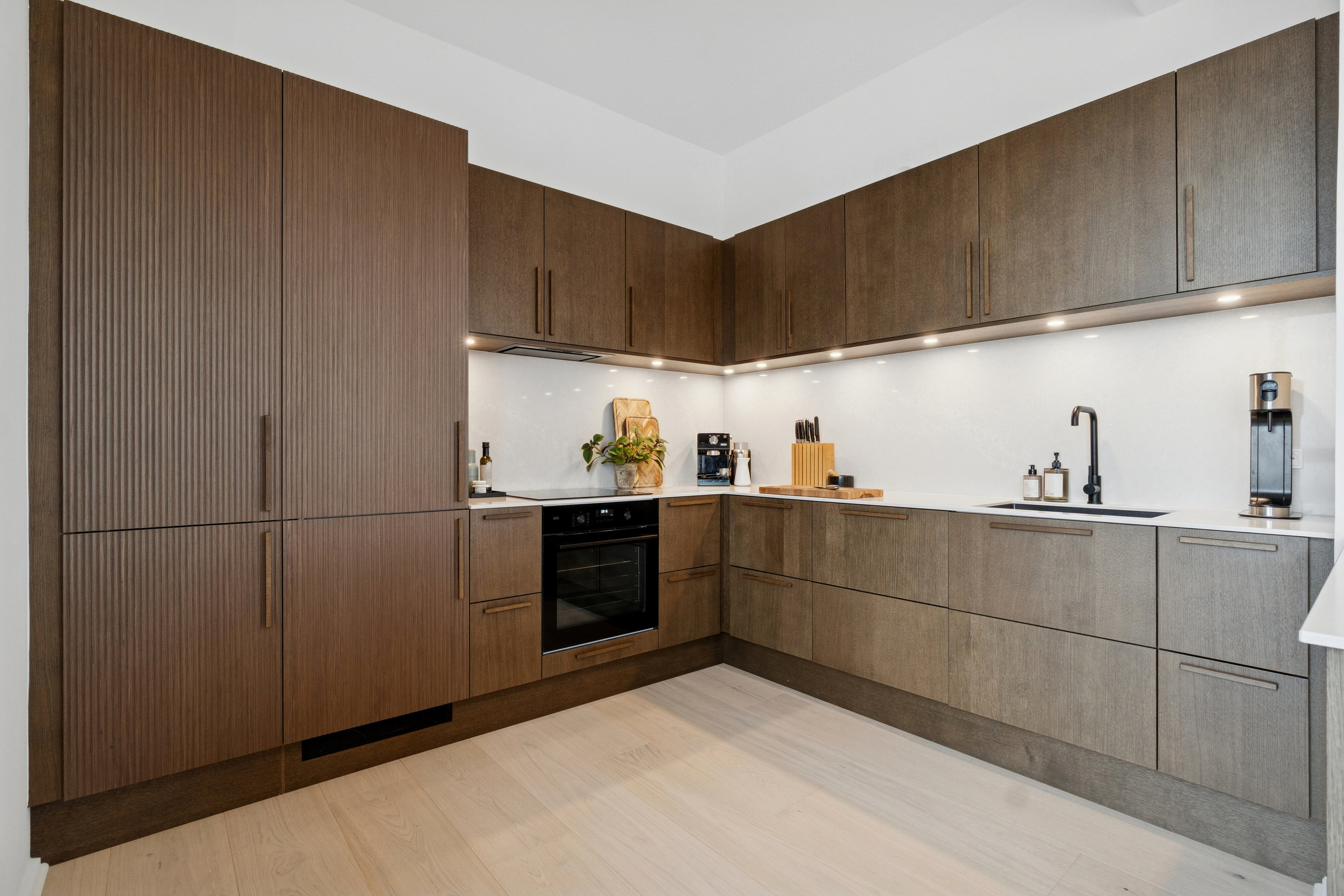 Fremhævet køkken billede i fuldskærmstilstand. Billede af Islands Brygge 30B, 13. 4., 2300 København S