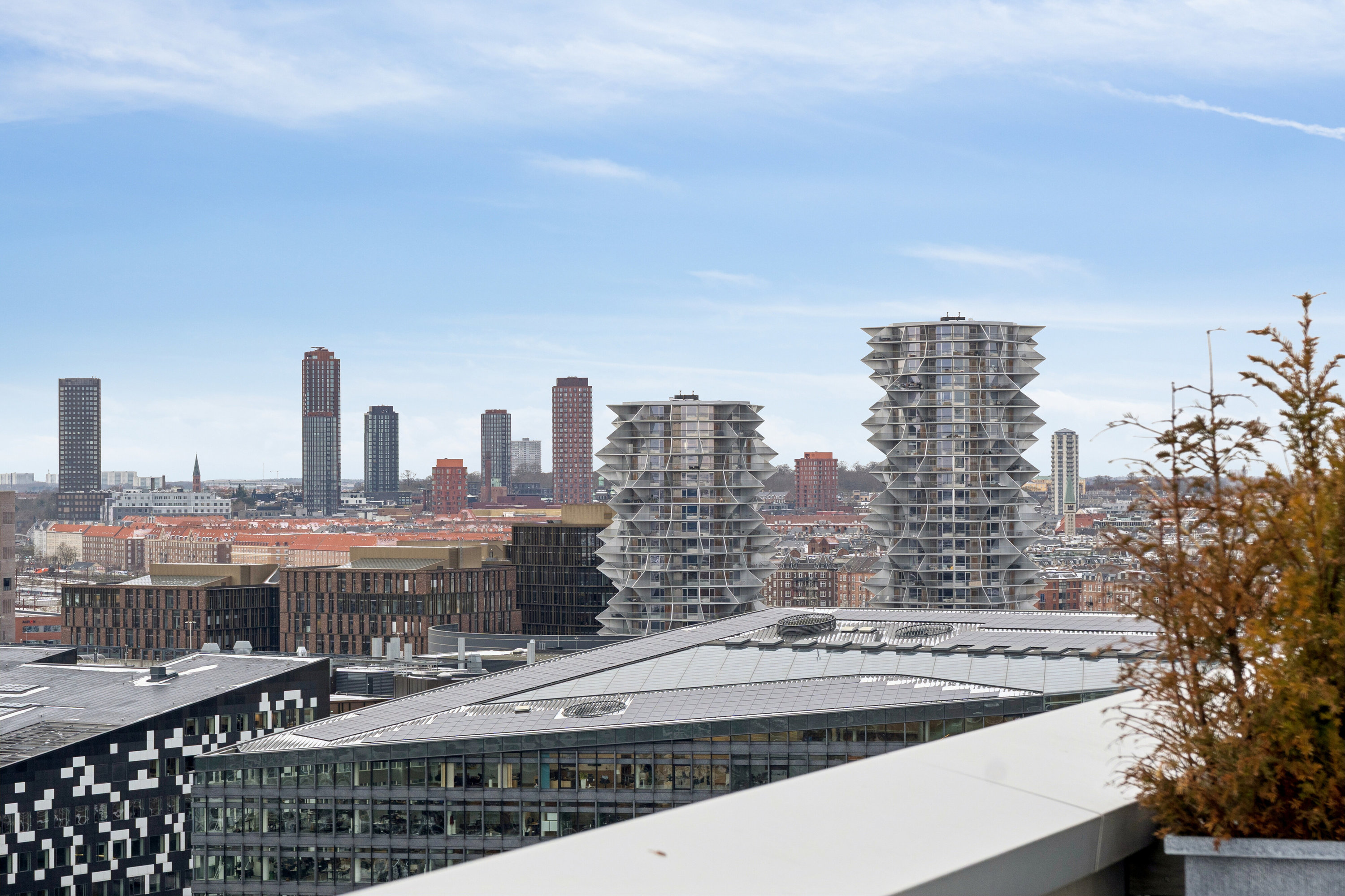 Fremhævet udsigt billede i fuldskærmstilstand. Billede af Islands Brygge 30B, 13. 4., 2300 København S