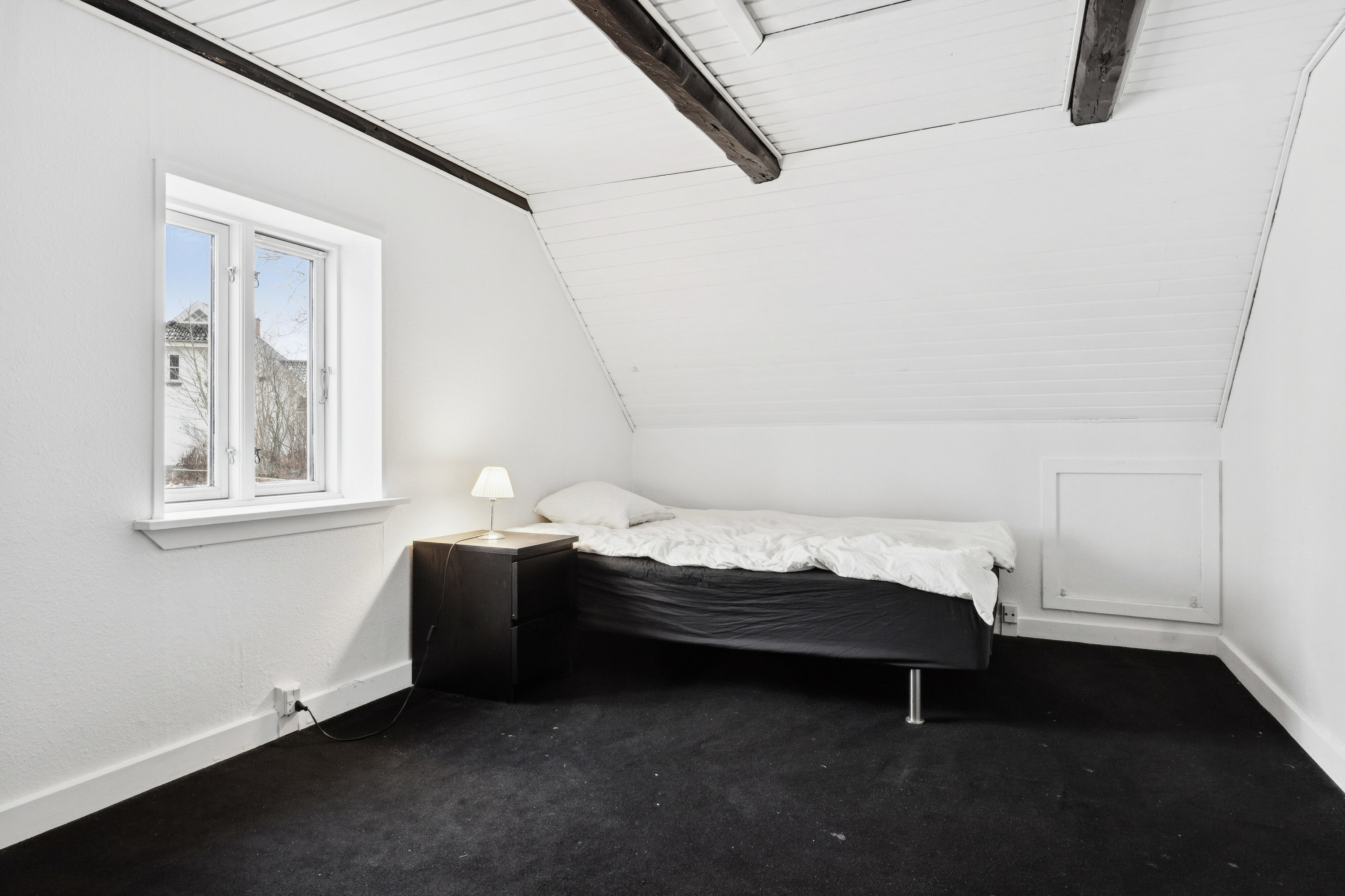 Fremhævet soveværelse billede i fuldskærmstilstand. Billede af Rødhøj 9, 4550 Asnæs