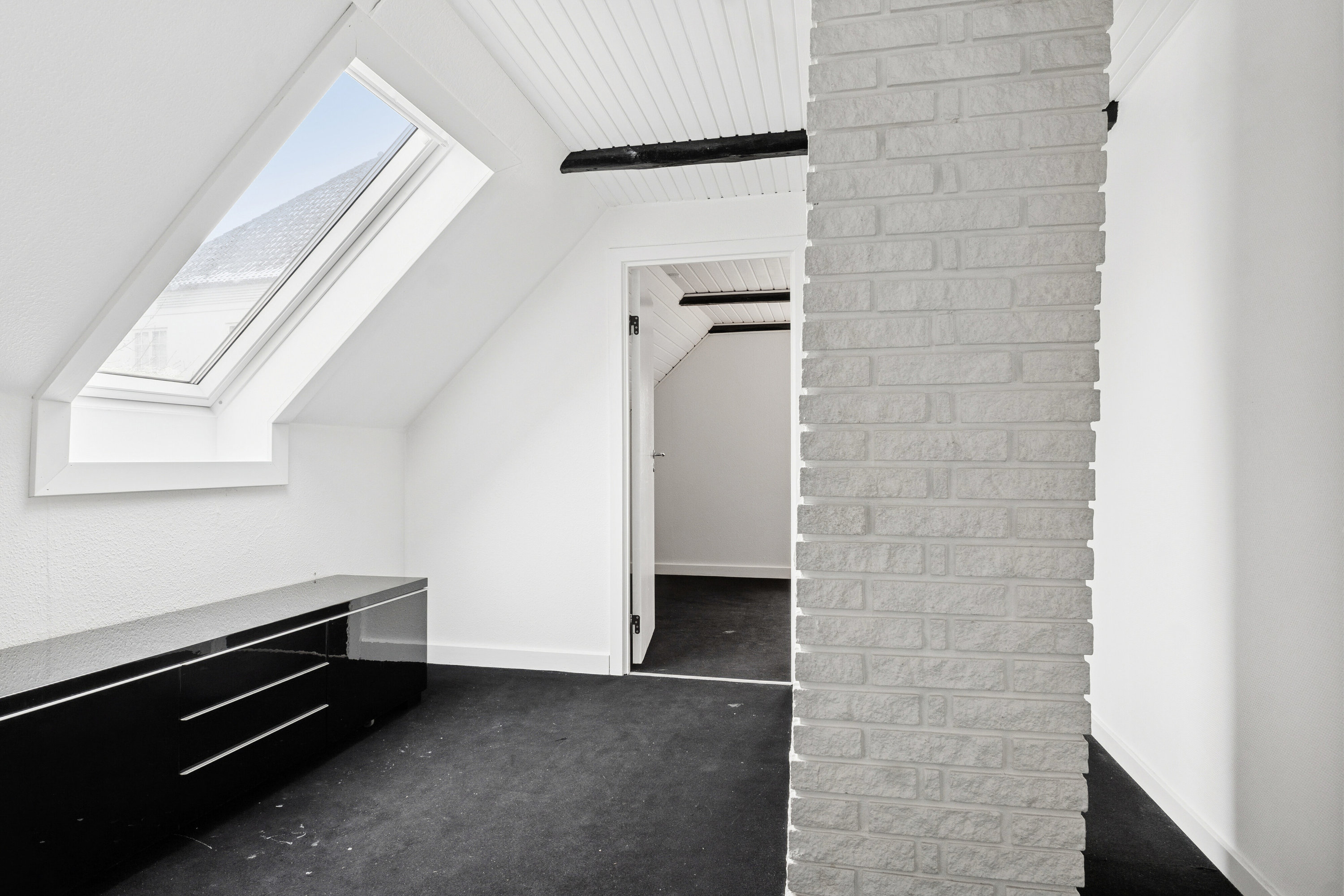 Fremhævet værelse billede i fuldskærmstilstand. Billede af Rødhøj 9, 4550 Asnæs