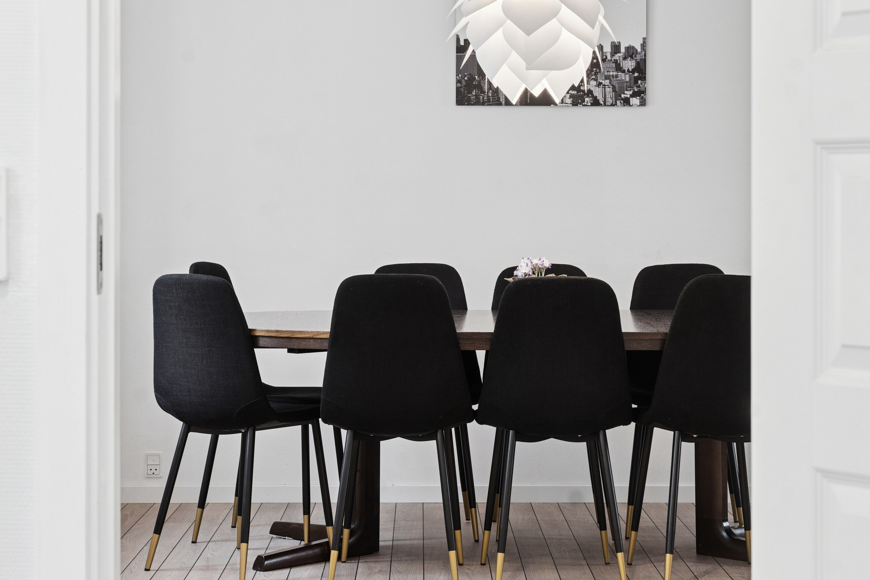 Fremhævet spisestue billede i fuldskærmstilstand. Billede af Rødhøj 9, 4550 Asnæs