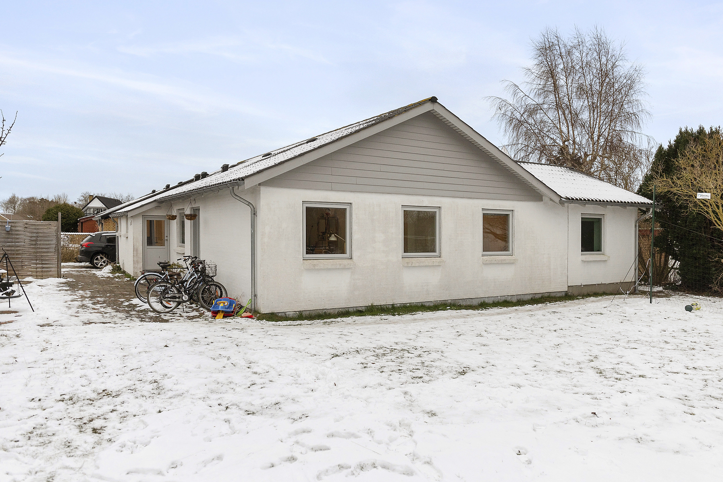 Fremhævet ejendommen billede i fuldskærmstilstand. Billede af Hyldegårdsvej 8, Seden, 5240 Odense NØ