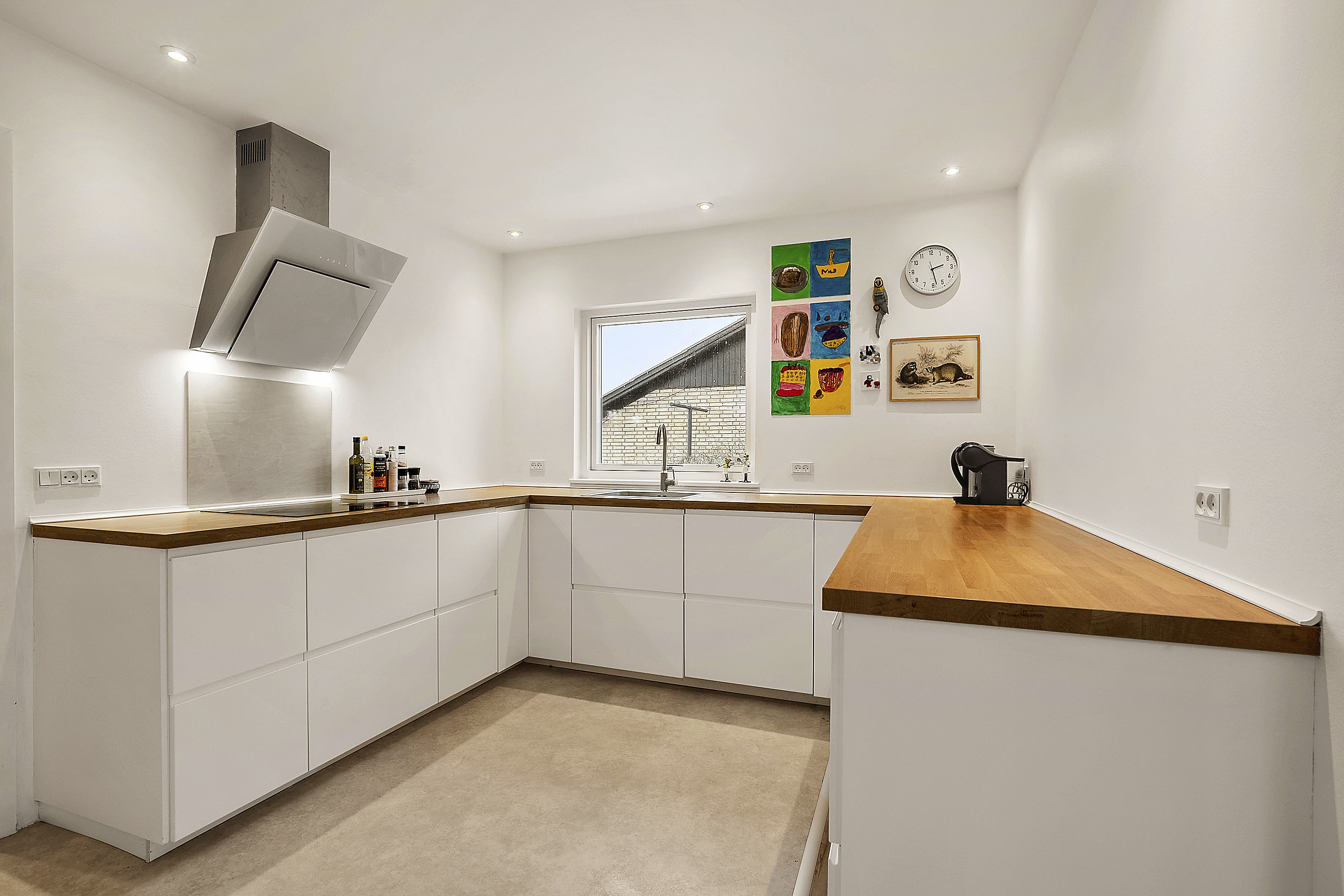 Miniaturebillede 1: køkken. Billede af Hyldegårdsvej 8, Seden, 5240 Odense NØ