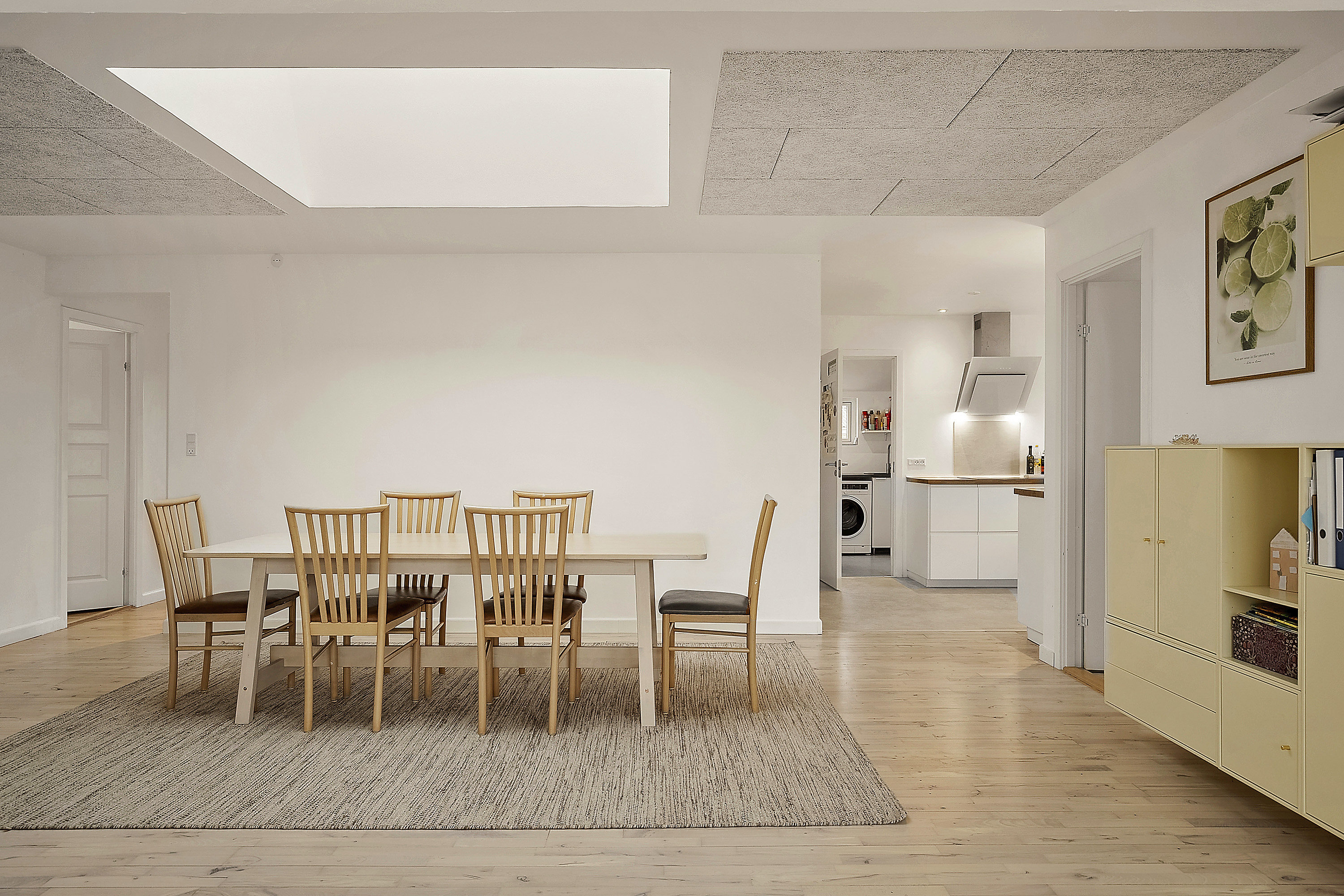 Fremhævet spisestue billede i fuldskærmstilstand. Billede af Hyldegårdsvej 8, Seden, 5240 Odense NØ