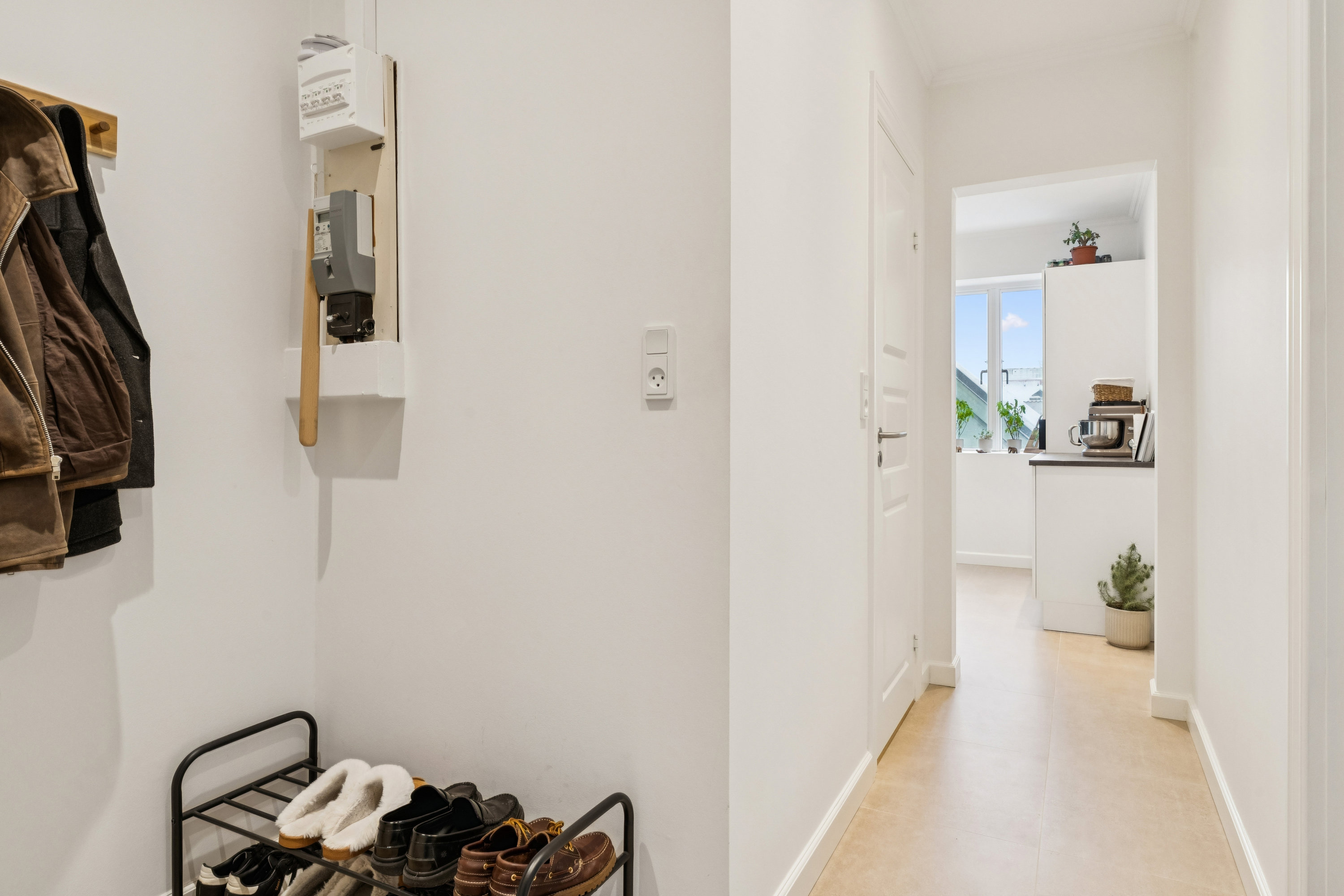 Fremhævet gang billede i fuldskærmstilstand. Billede af Dybbølgade 7, 2. th., 9000 Aalborg