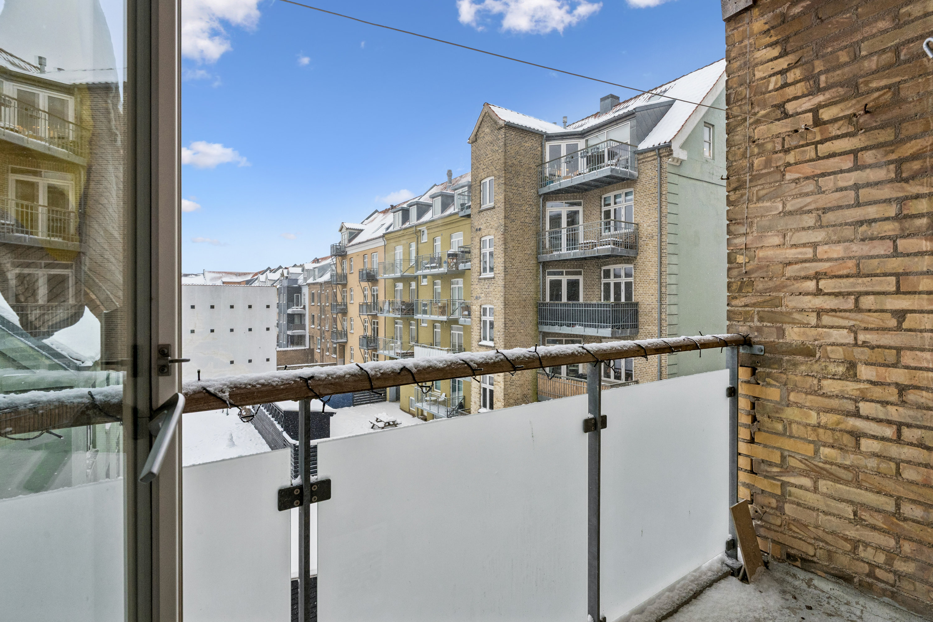 Miniaturebillede 2: altan. Billede af Dybbølgade 7, 2. th., 9000 Aalborg