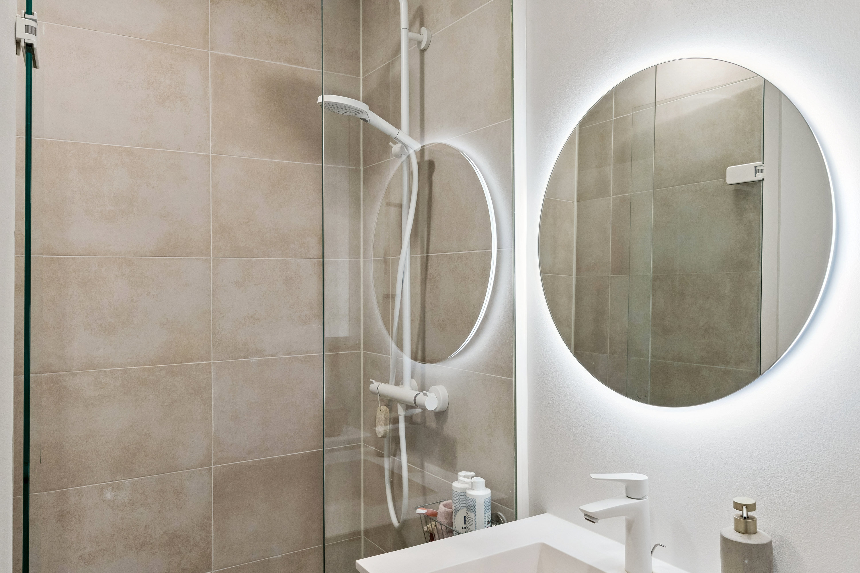 Fremhævet badeværelse billede i fuldskærmstilstand. Billede af Rønnegade 24, st.. tv., 2100 København Ø