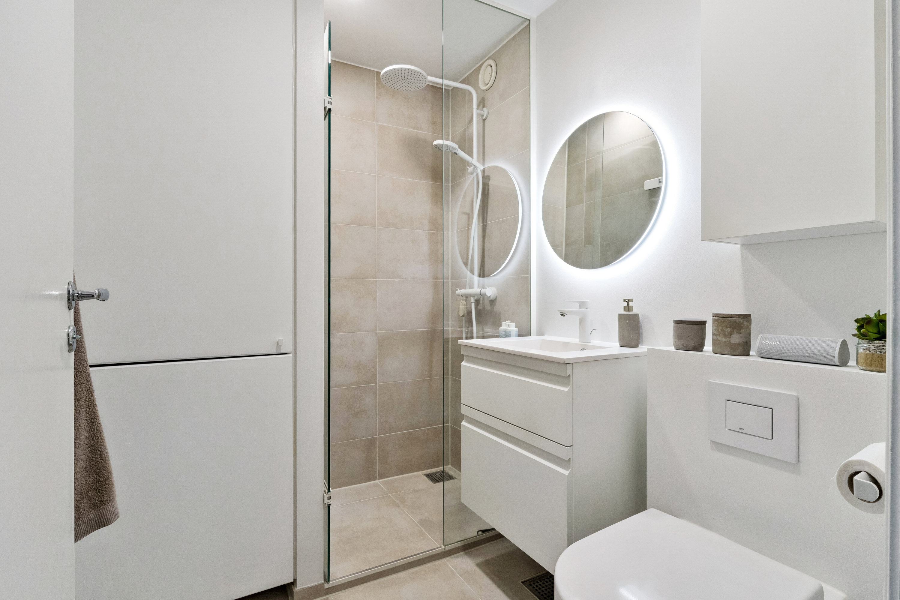 Fremhævet badeværelse billede i fuldskærmstilstand. Billede af Rønnegade 24, st.. tv., 2100 København Ø