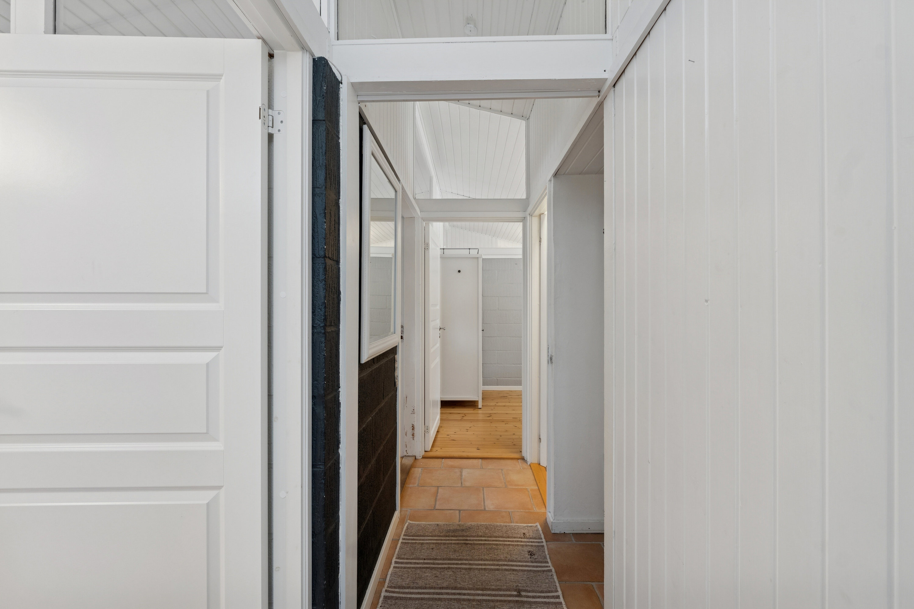 Fremhævet gang billede i fuldskærmstilstand. Billede af Kildegårdsvej 29, Evetofte, 3370 Melby