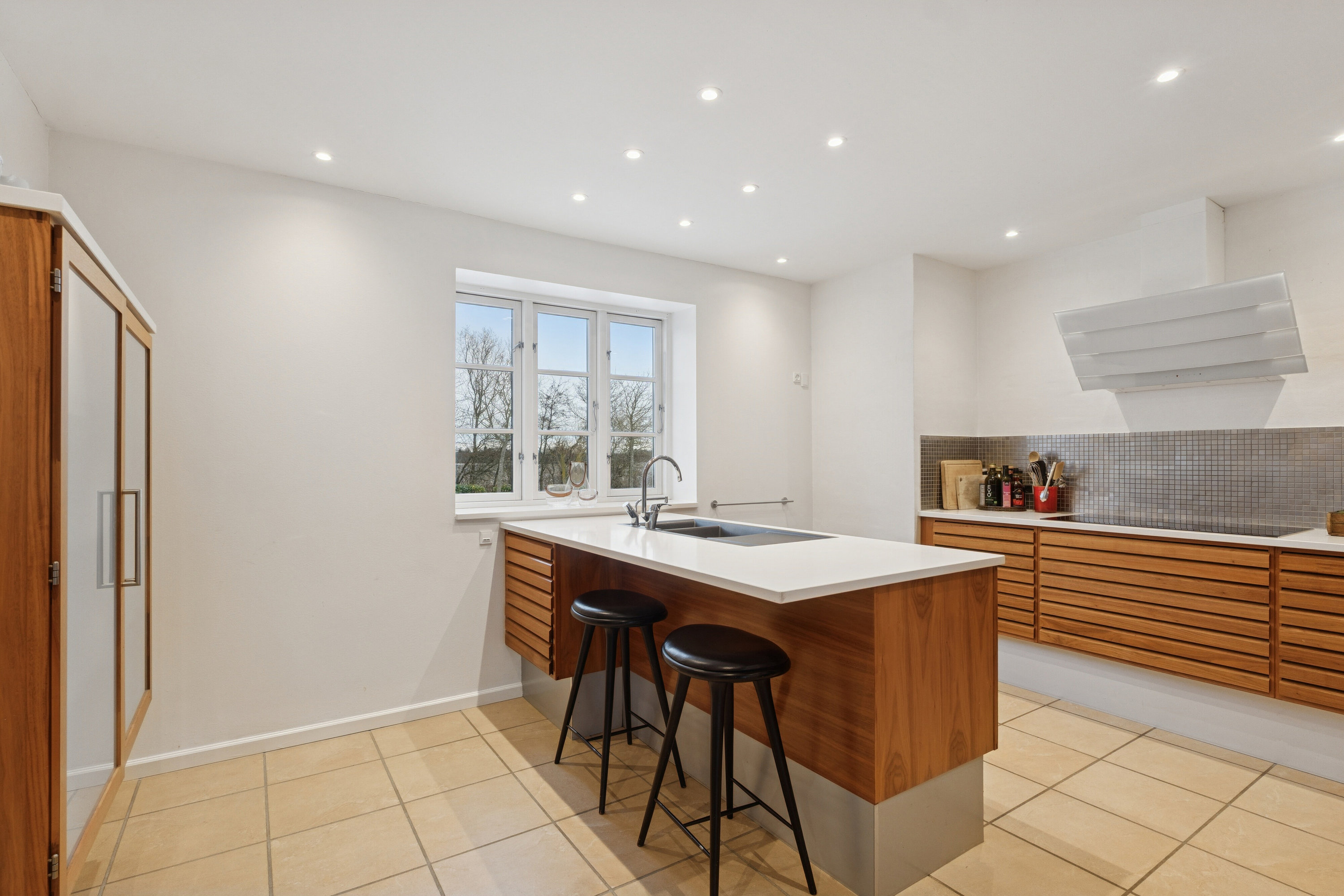 Fremhævet spisestue billede i fuldskærmstilstand. Billede af Stårbyvej 13, 4735 Mern