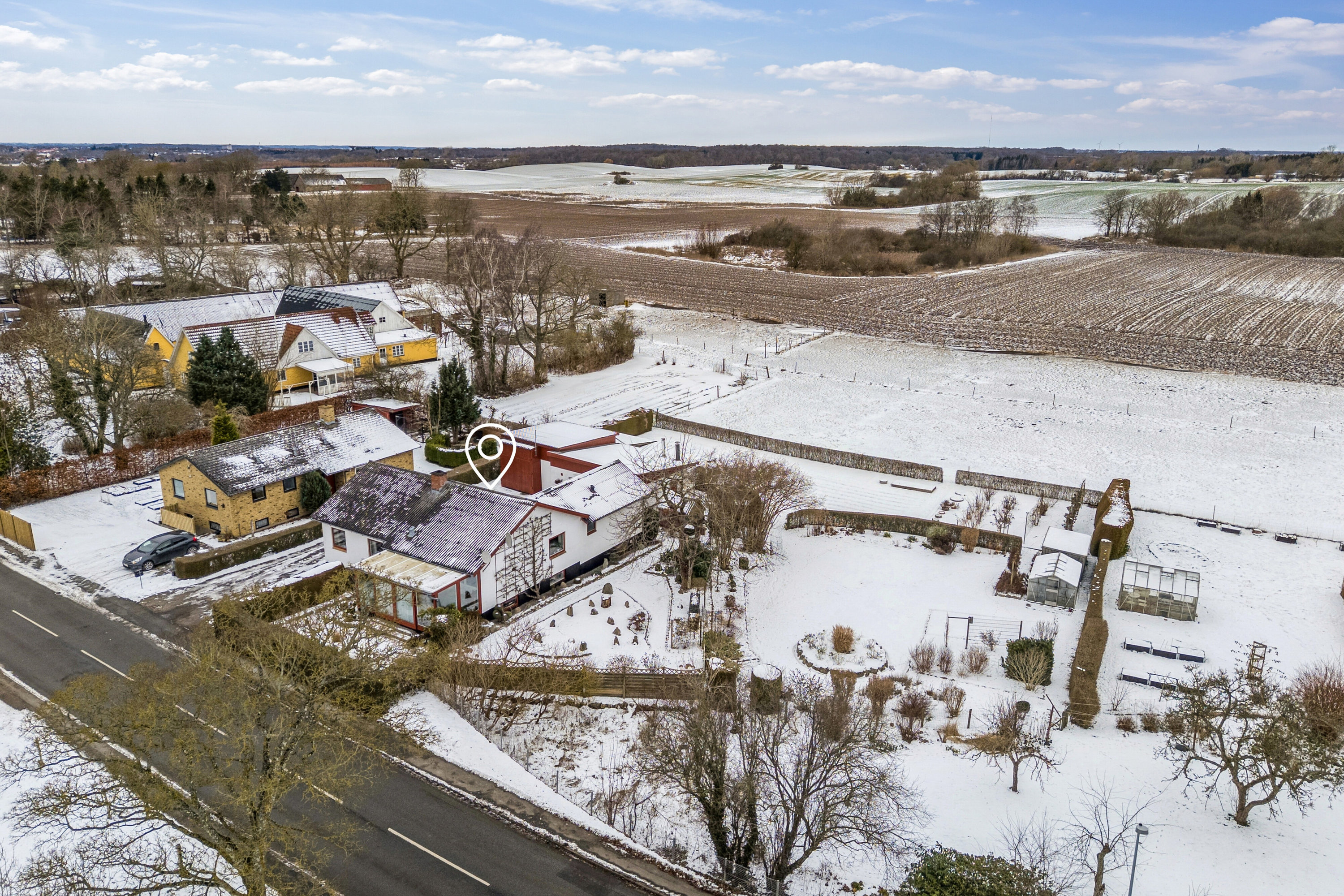Fremhævet luftfoto billede i fuldskærmstilstand. Billede af Holmevej 23, Næstelsø, 4700 Næstved