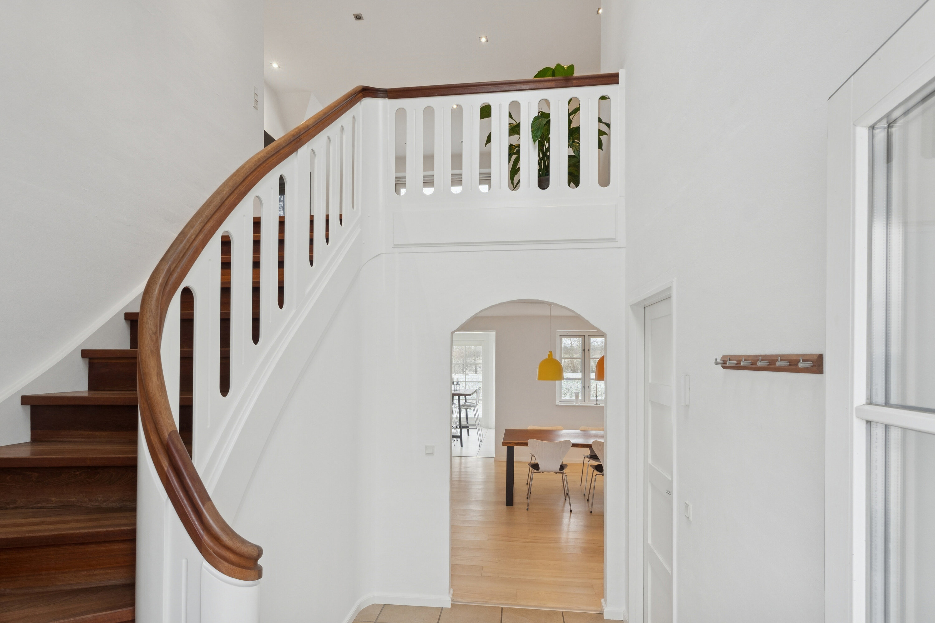 Fremhævet opgang billede i fuldskærmstilstand. Billede af Stårbyvej 13, 4735 Mern