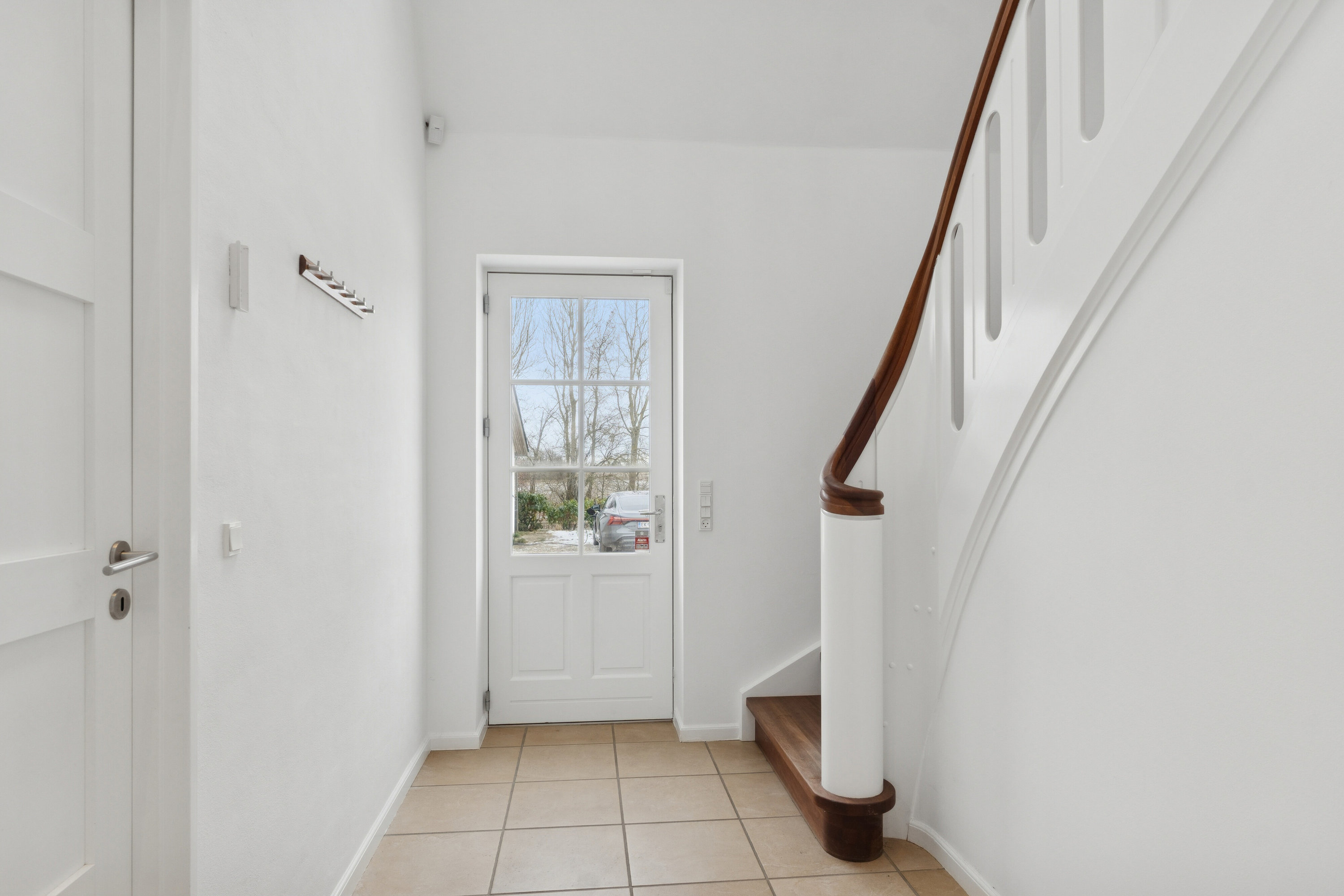 Fremhævet entré billede i fuldskærmstilstand. Billede af Stårbyvej 13, 4735 Mern