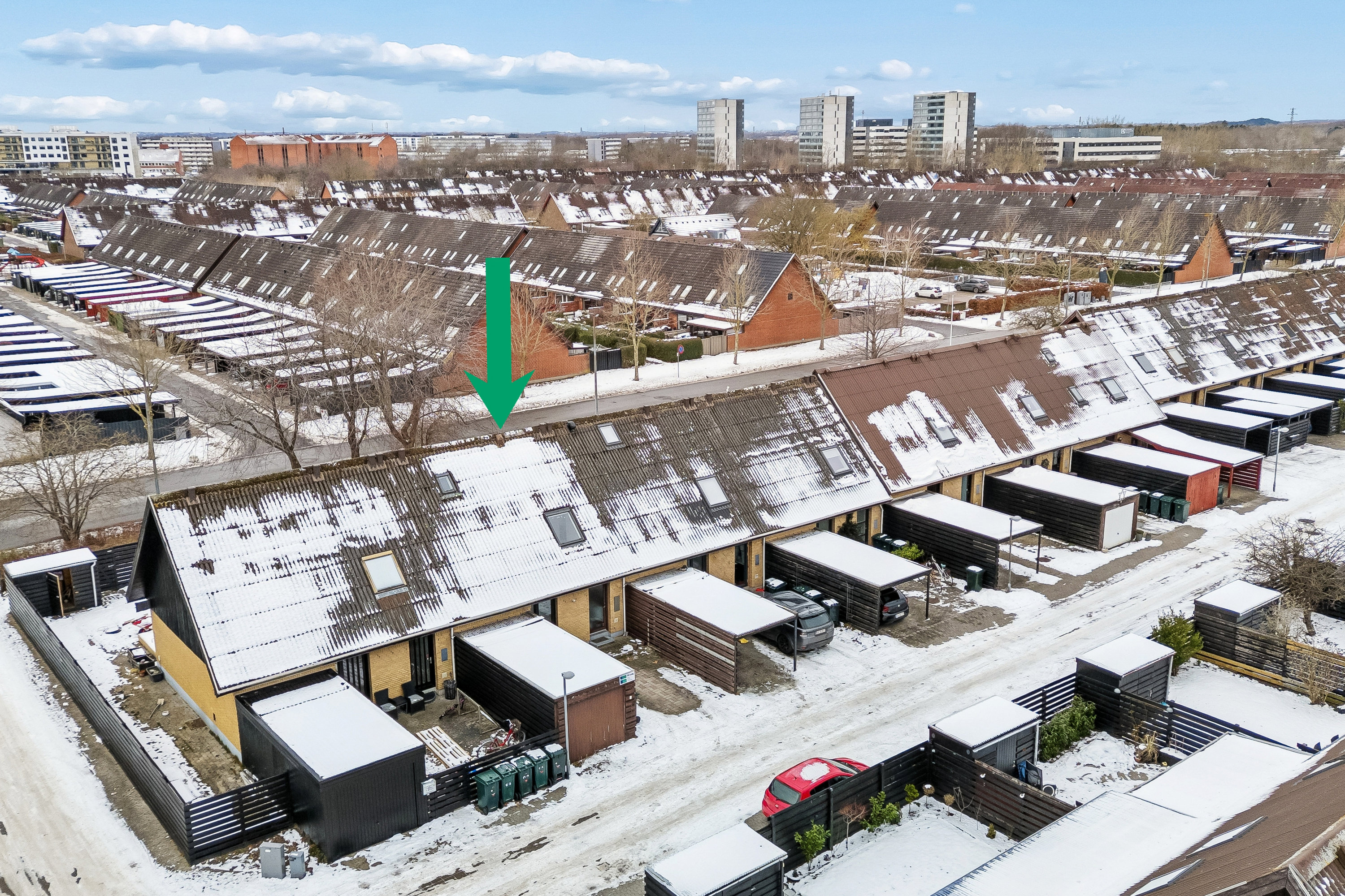 Fremhævet luftfoto billede i fuldskærmstilstand. Billede af Holstedparken 3, 2660 Brøndby Strand