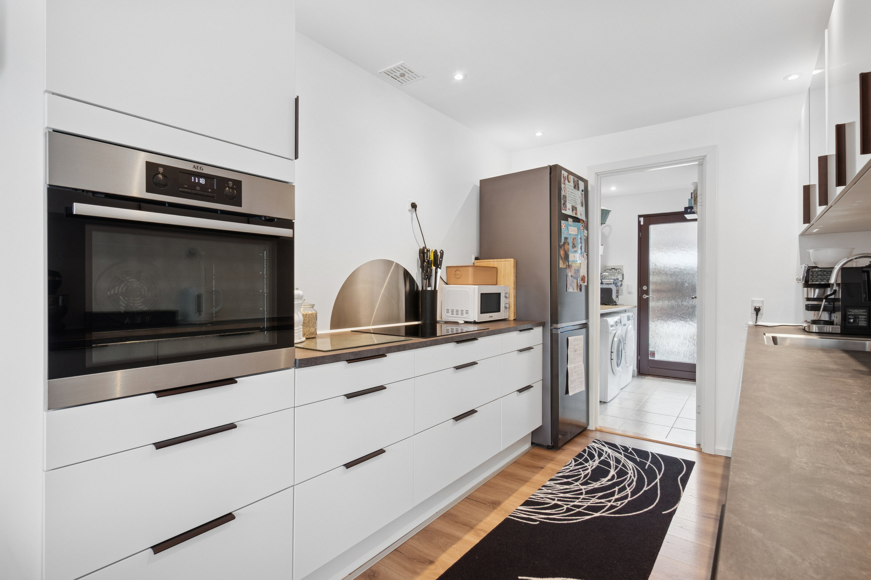 Fremhævet køkken billede i fuldskærmstilstand. Billede af Holstedparken 3, 2660 Brøndby Strand