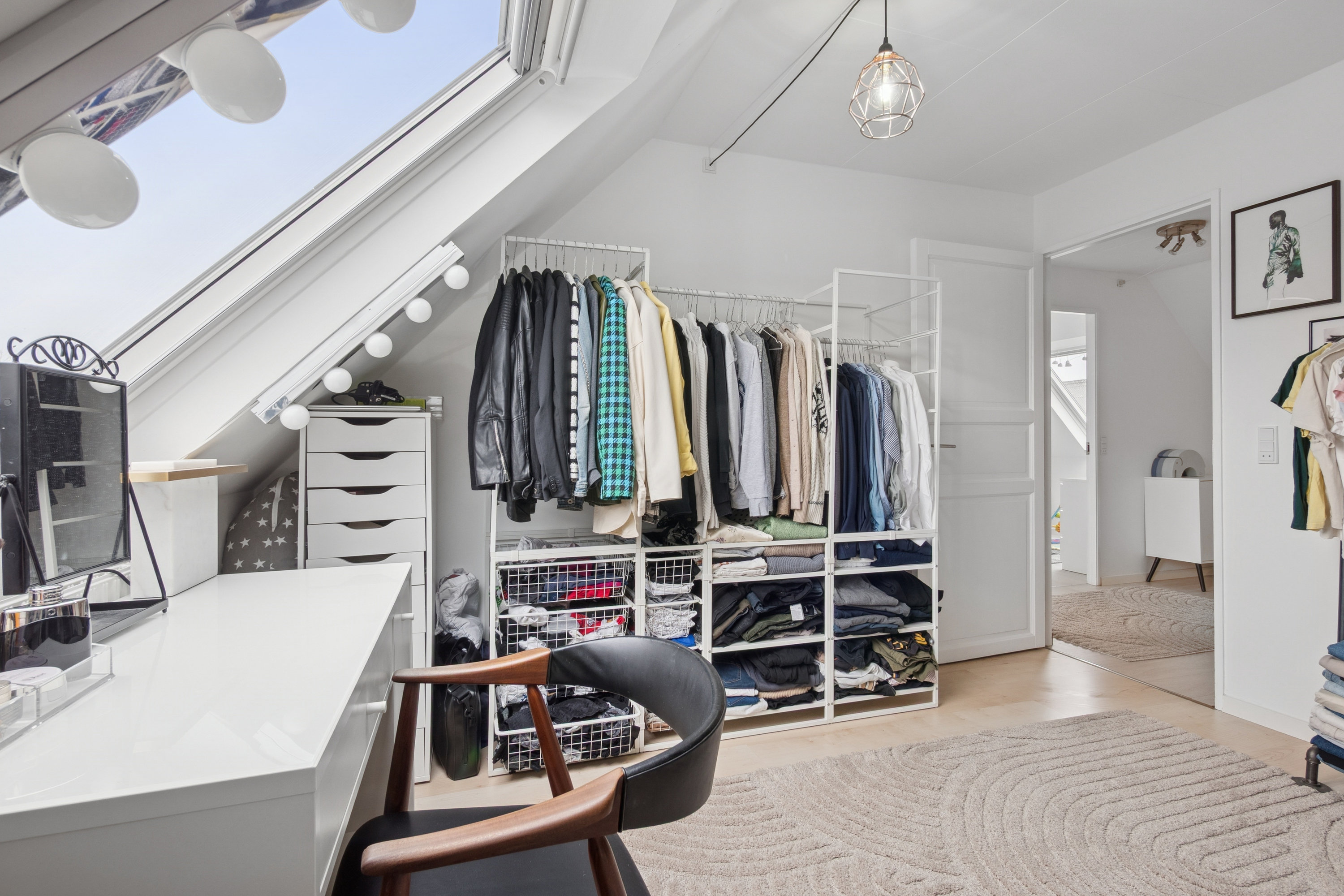 Fremhævet værelse billede i fuldskærmstilstand. Billede af Holstedparken 3, 2660 Brøndby Strand