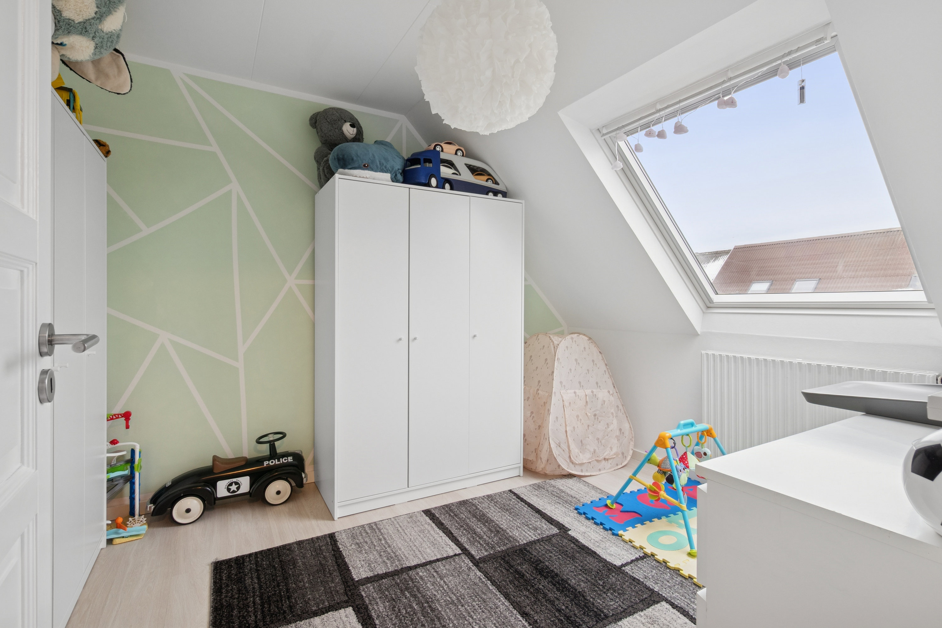 Fremhævet værelse billede i fuldskærmstilstand. Billede af Holstedparken 3, 2660 Brøndby Strand