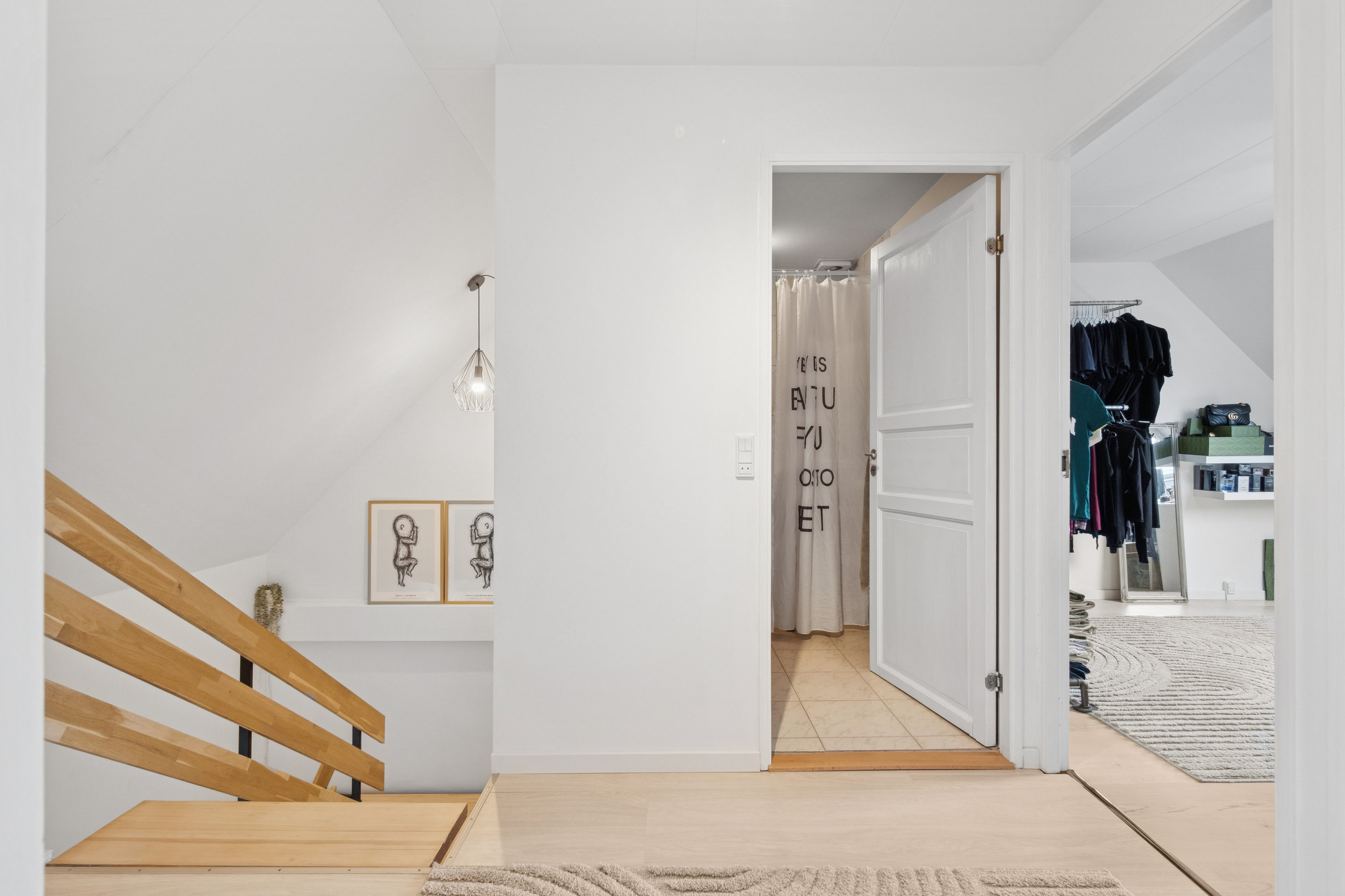 Fremhævet værelse billede i fuldskærmstilstand. Billede af Holstedparken 3, 2660 Brøndby Strand