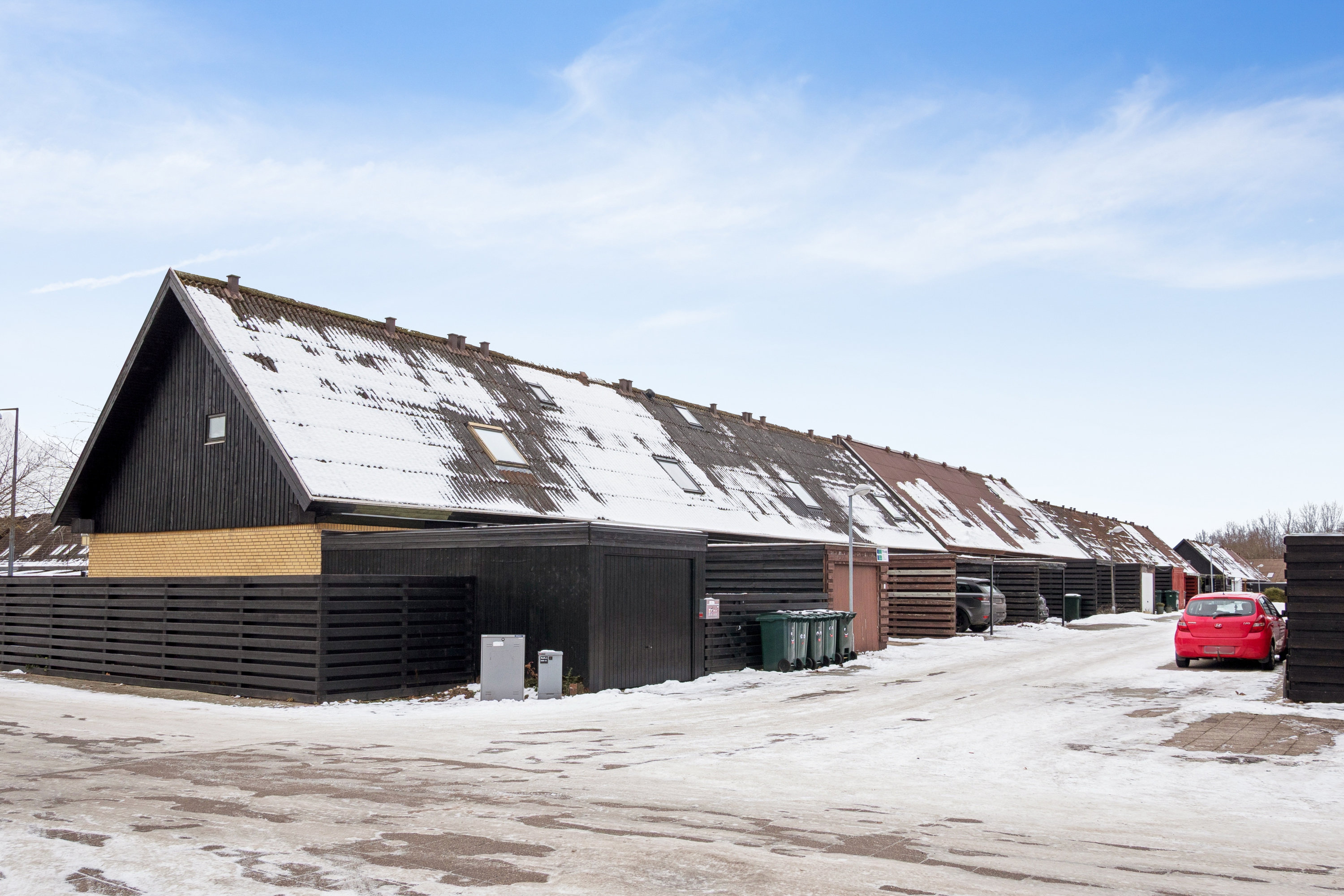 Fremhævet stald billede i fuldskærmstilstand. Billede af Holstedparken 3, 2660 Brøndby Strand