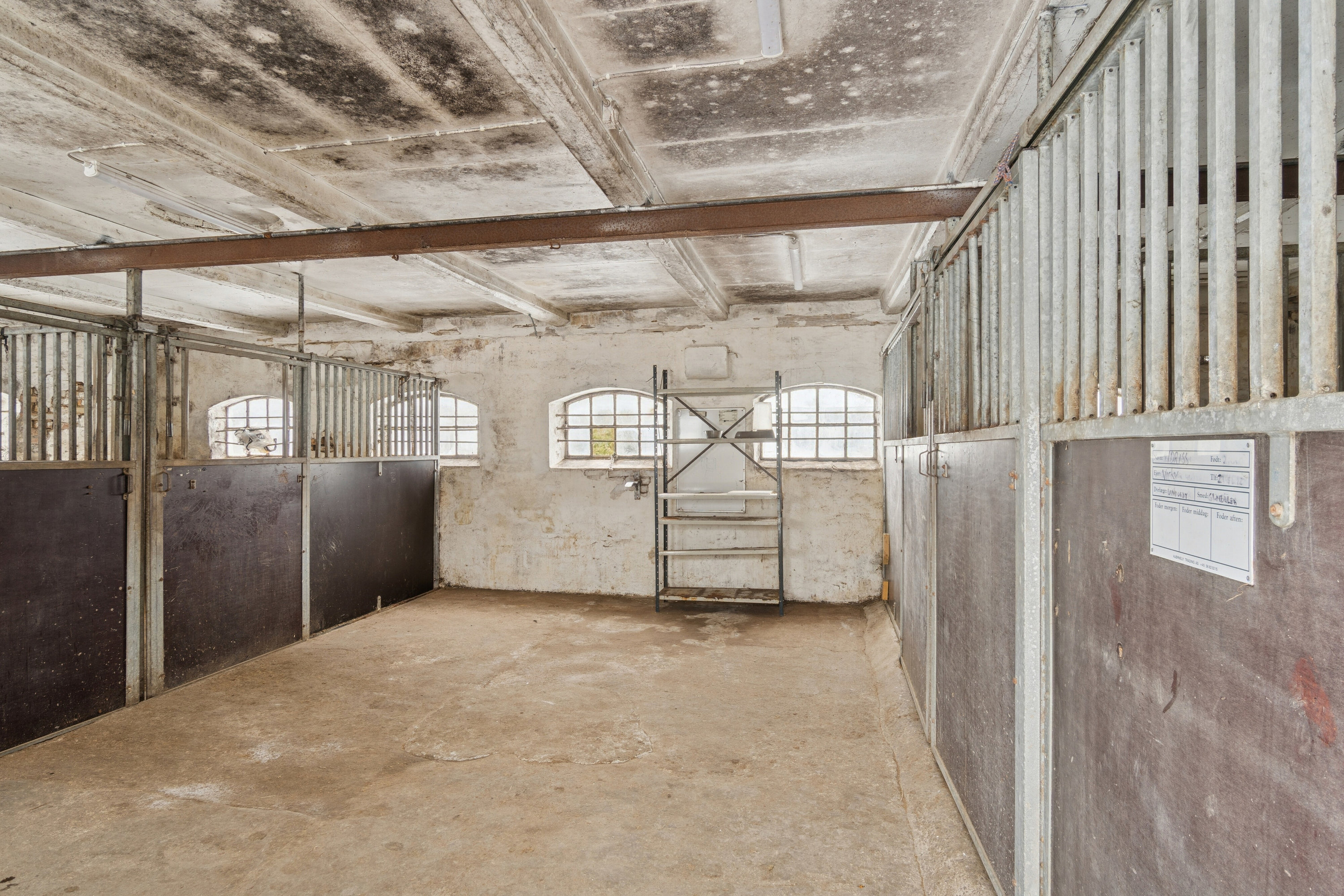 Fremhævet stald billede i fuldskærmstilstand. Billede af Istebjergvej 39, 4400 Kalundborg