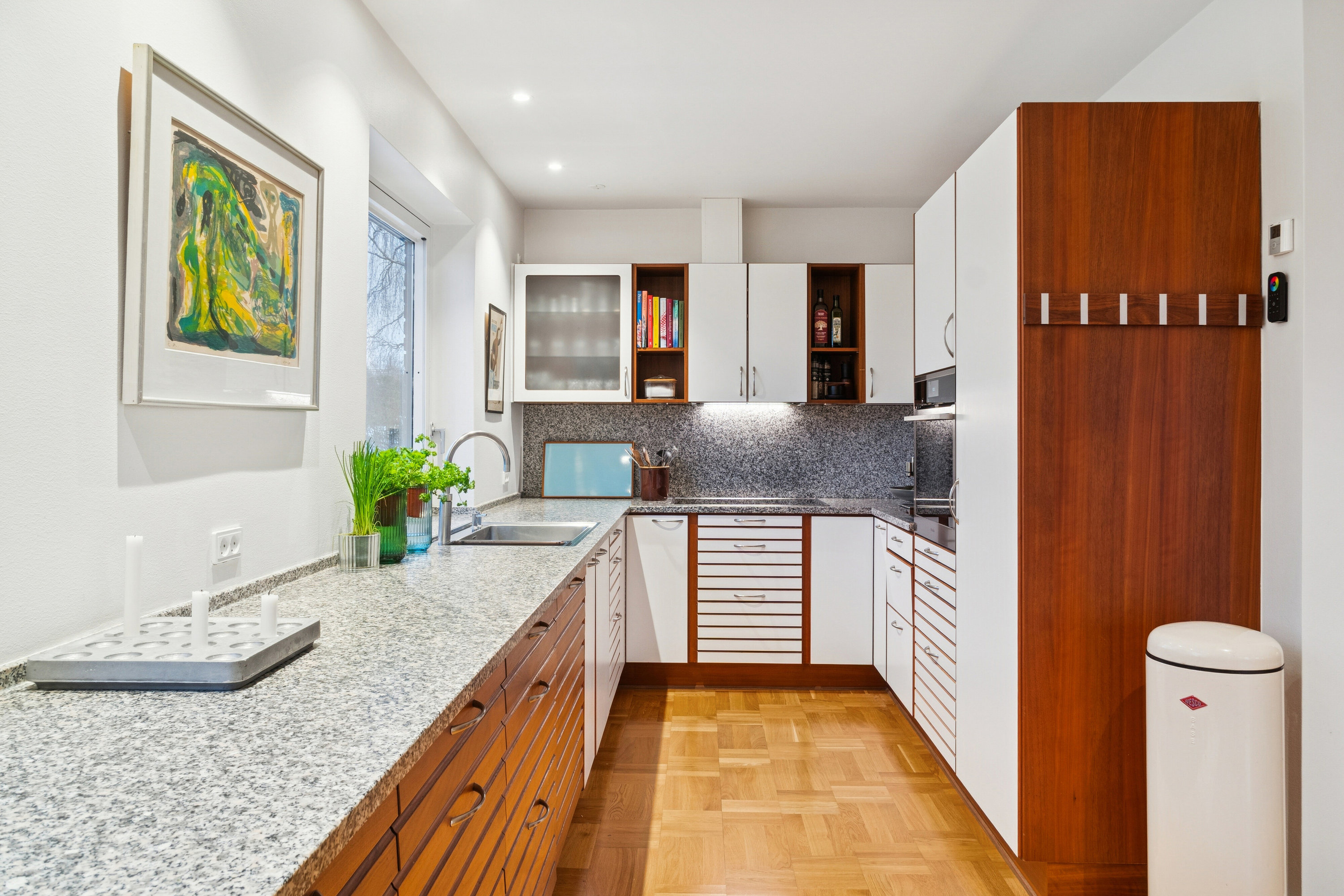 Fremhævet køkken billede i fuldskærmstilstand. Billede af Spicavej 31, 8270 Højbjerg